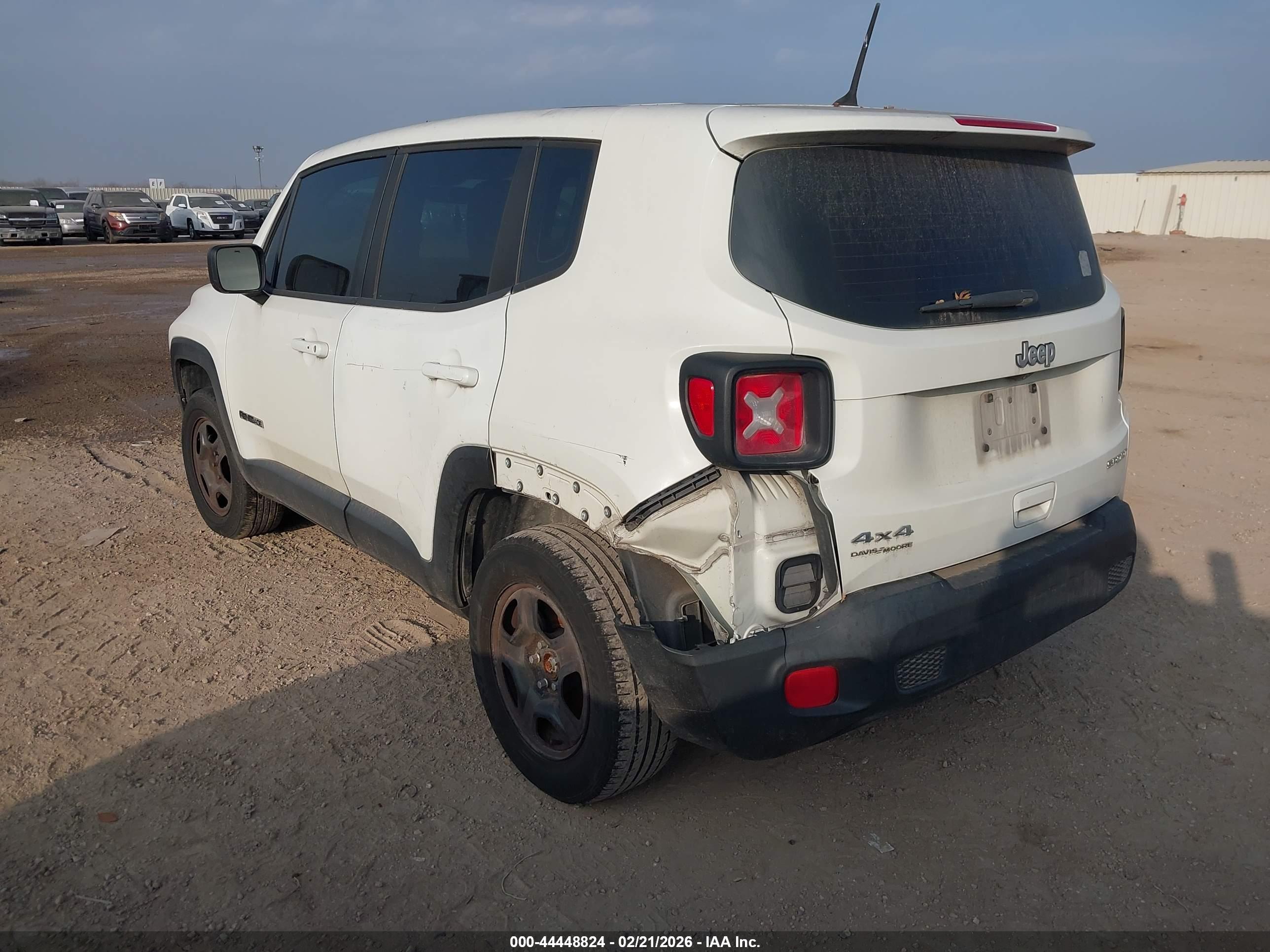 JEEP RENEGADE image 3