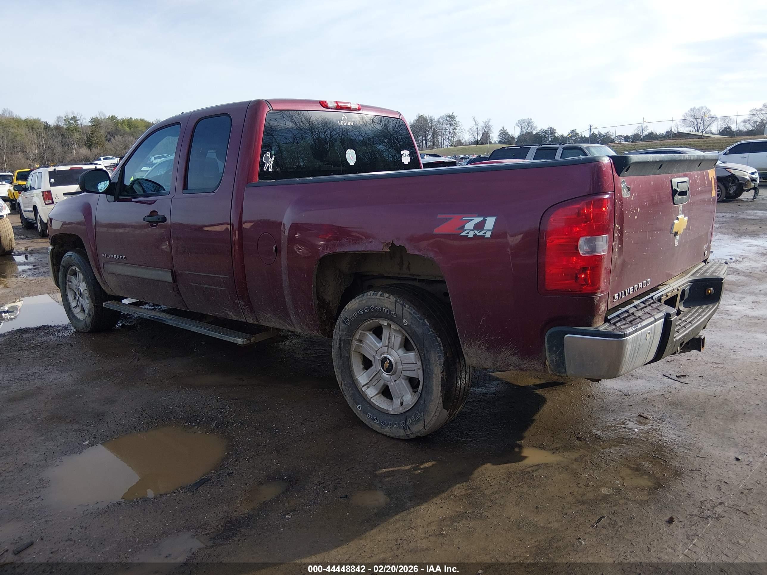 CHEVROLET SILVERADO image 3