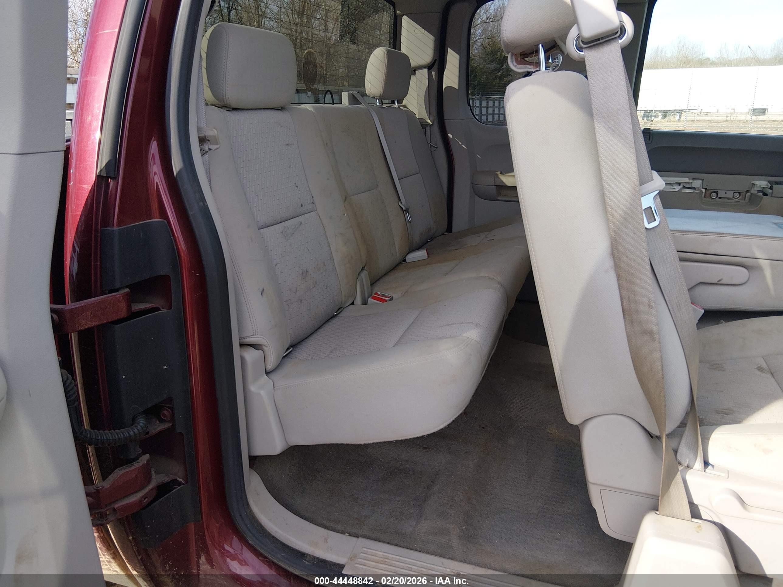 CHEVROLET SILVERADO image 8