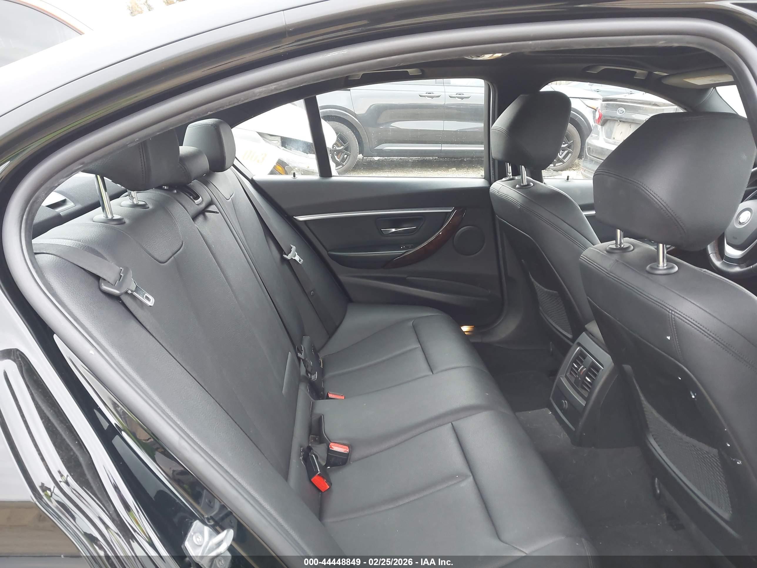 BMW 328I image 8