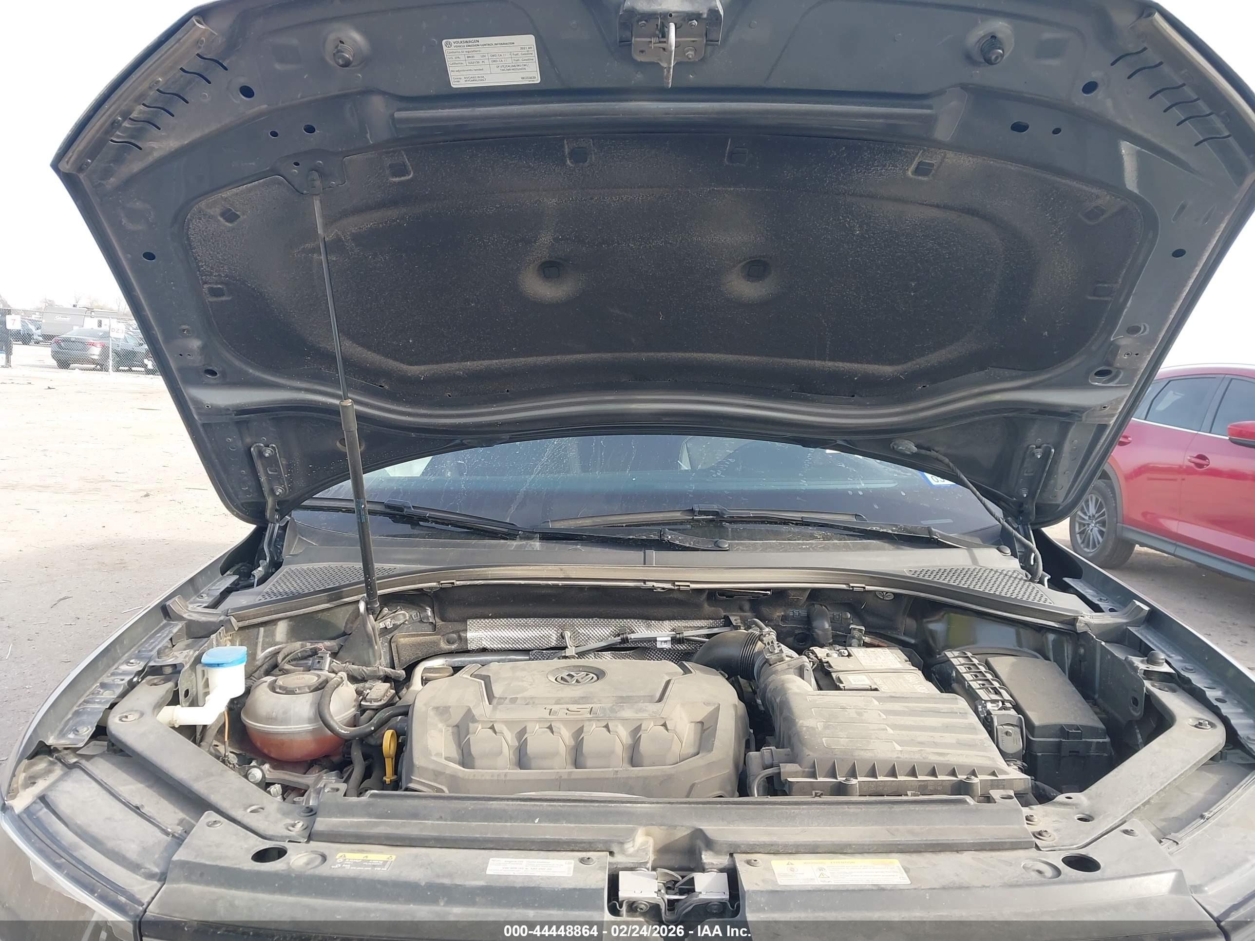 VOLKSWAGEN TIGUAN image 10