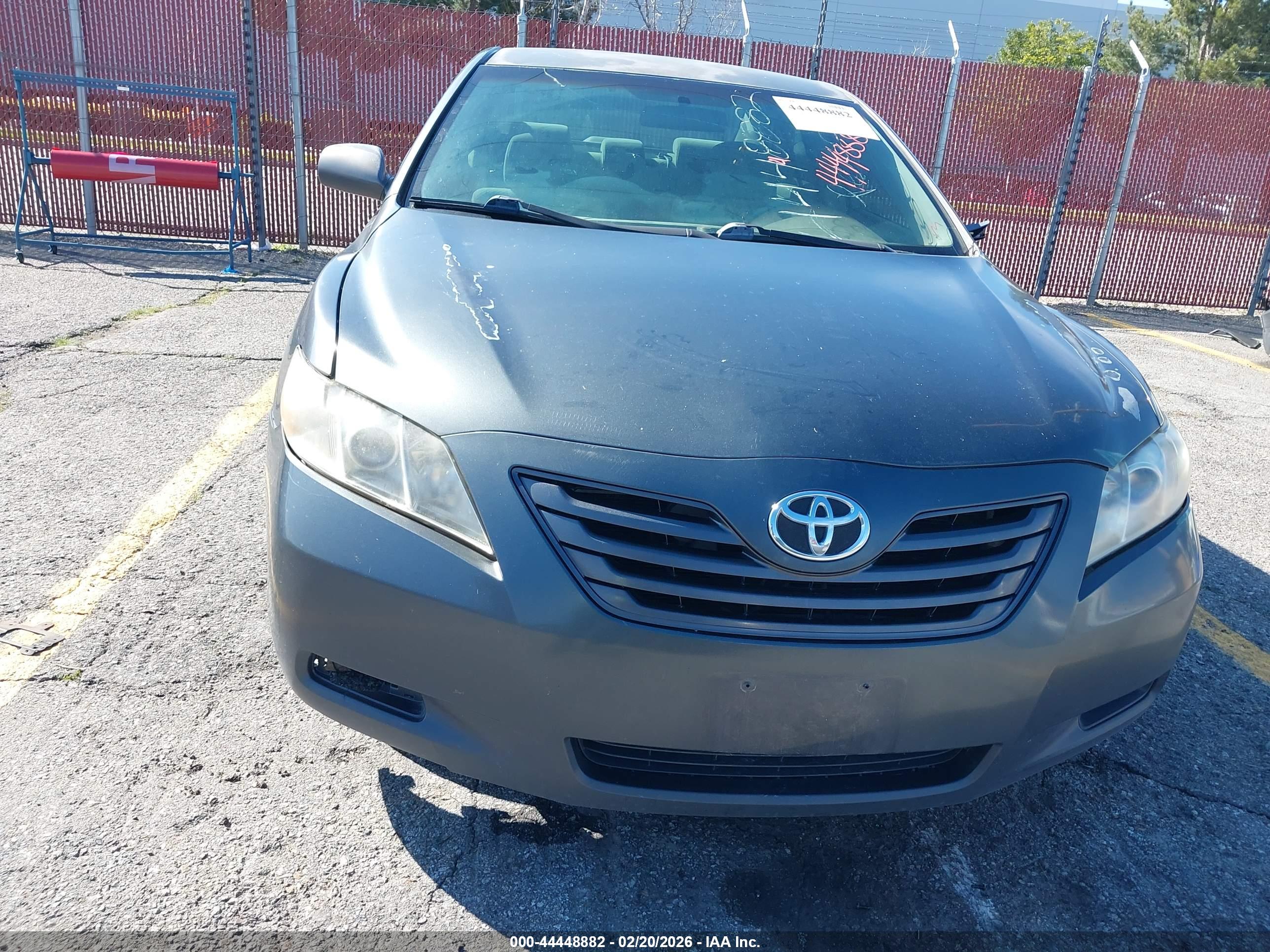 TOYOTA CAMRY image 6