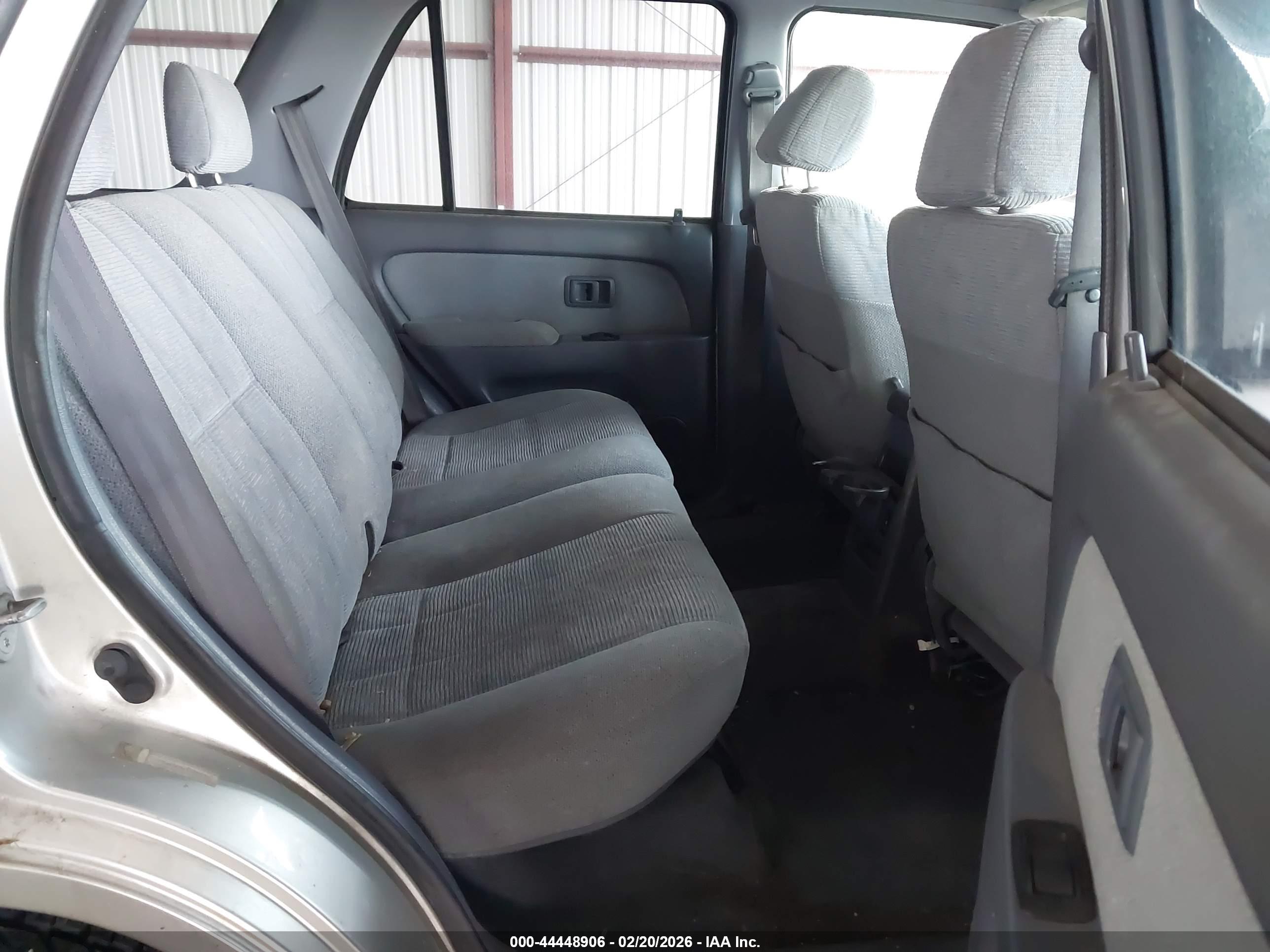 TOYOTA 4RUNNER image 8
