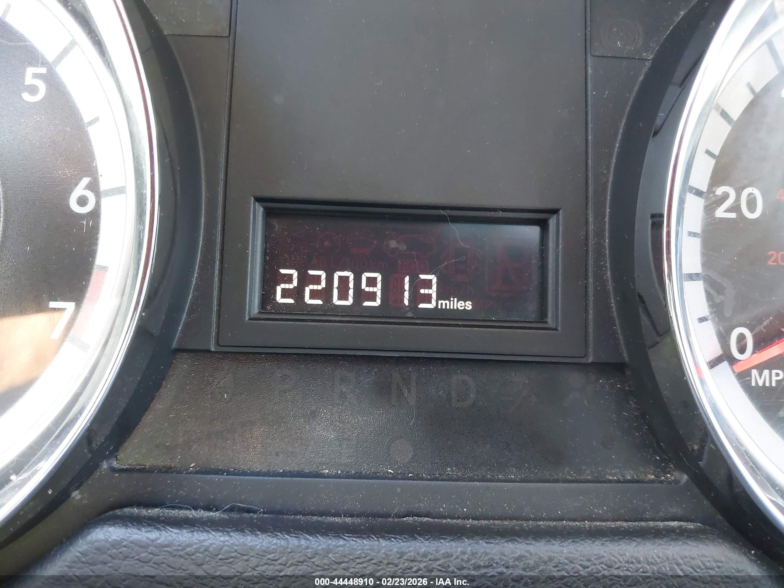 DODGE GRAND image 7