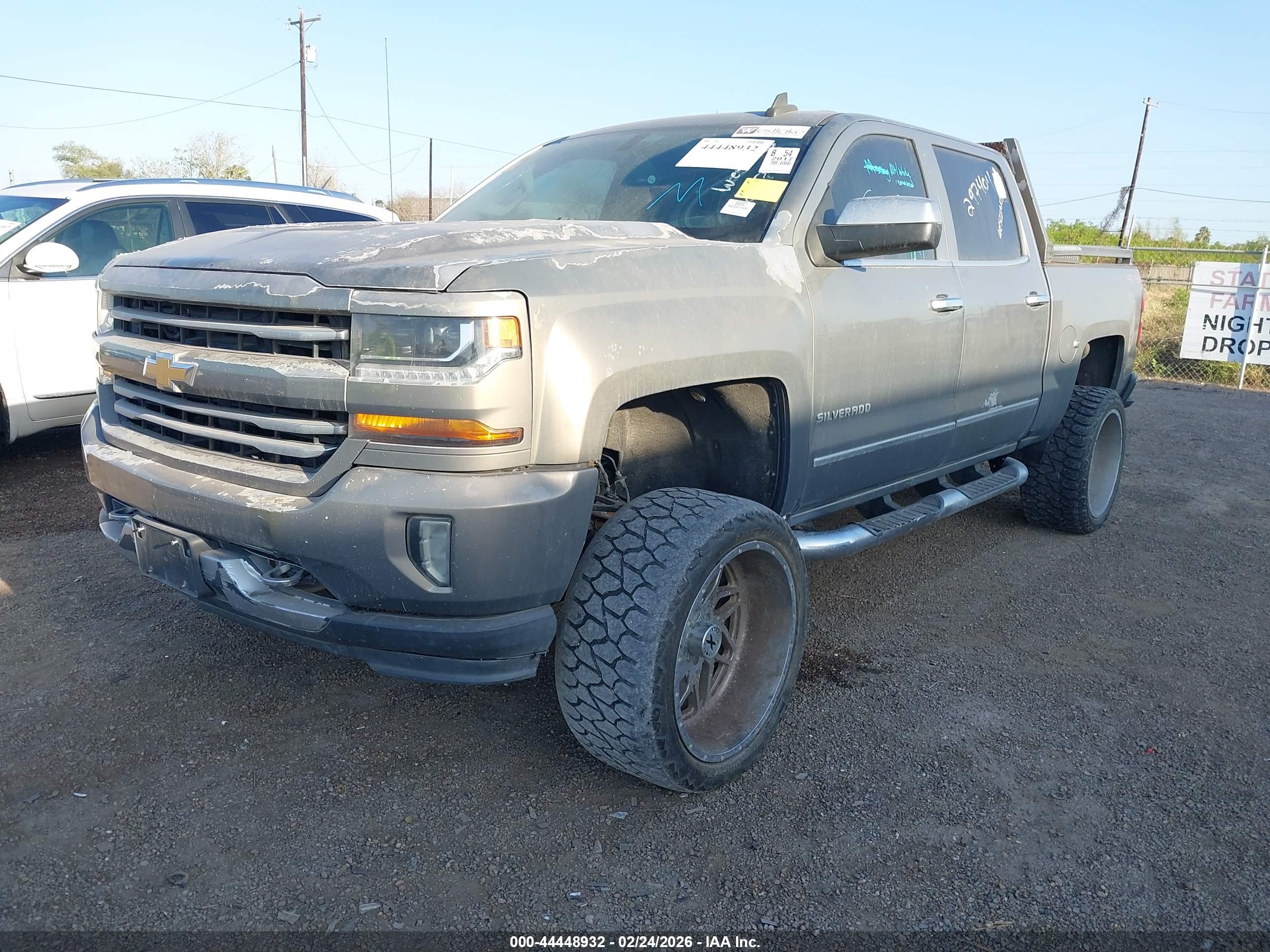 CHEVROLET SILVERADO image 2