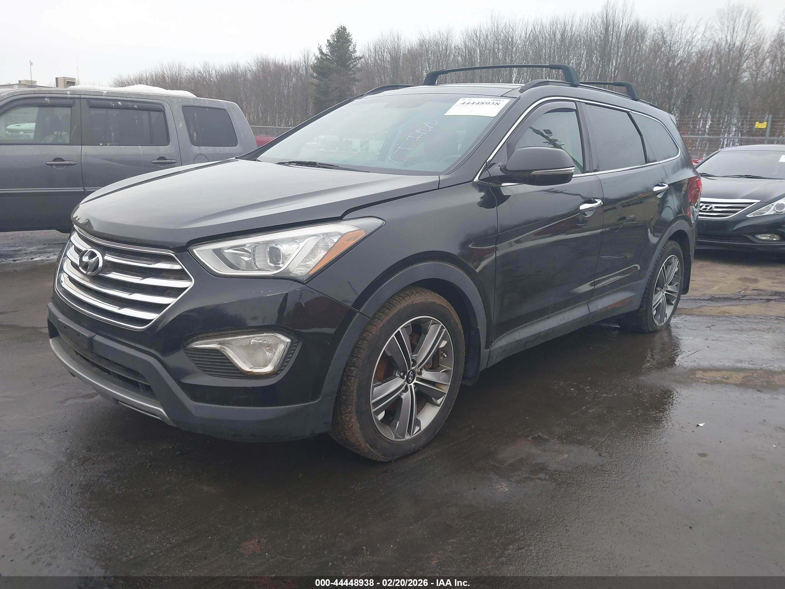 HYUNDAI SANTA image 2