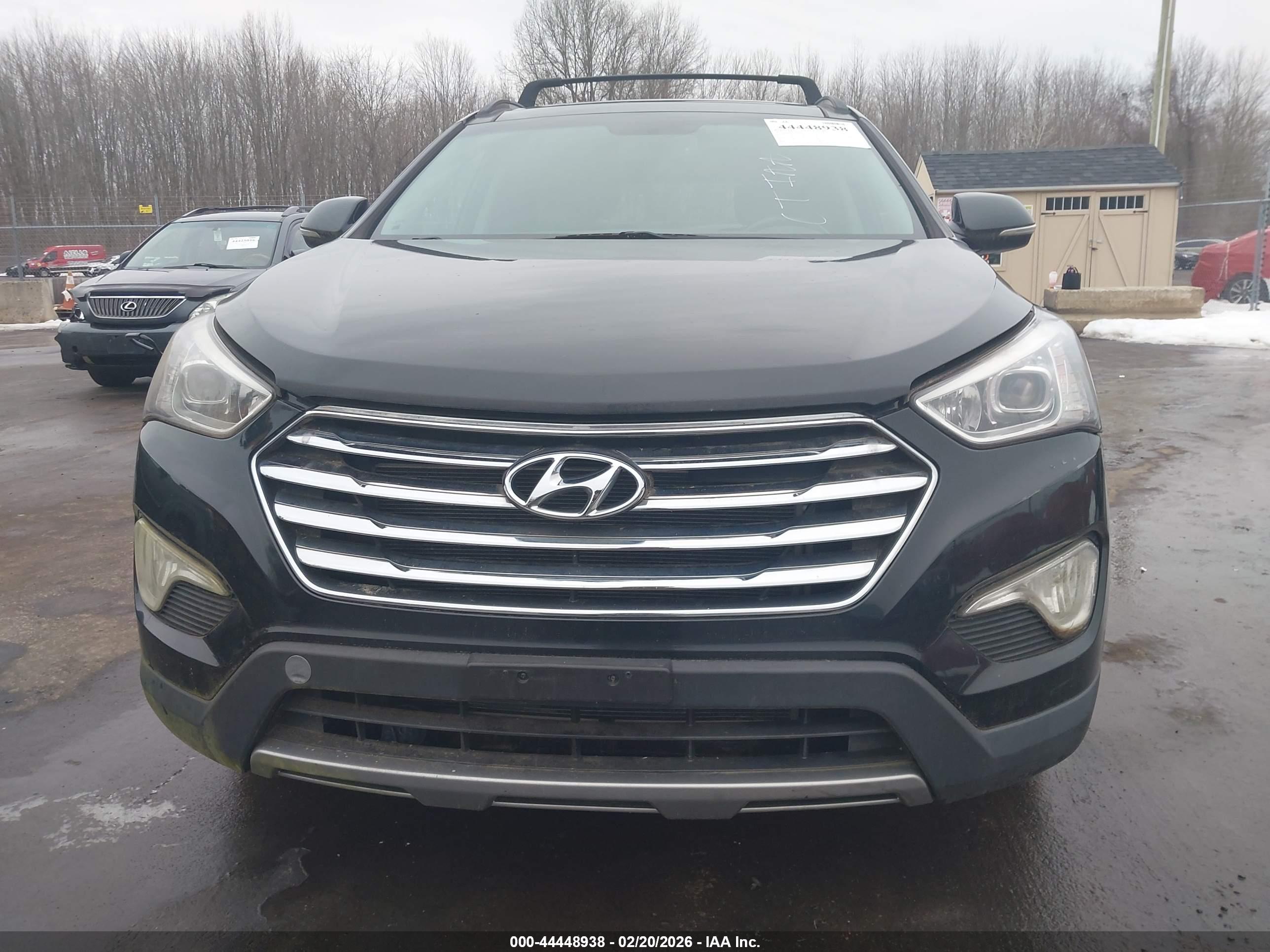 HYUNDAI SANTA image 6