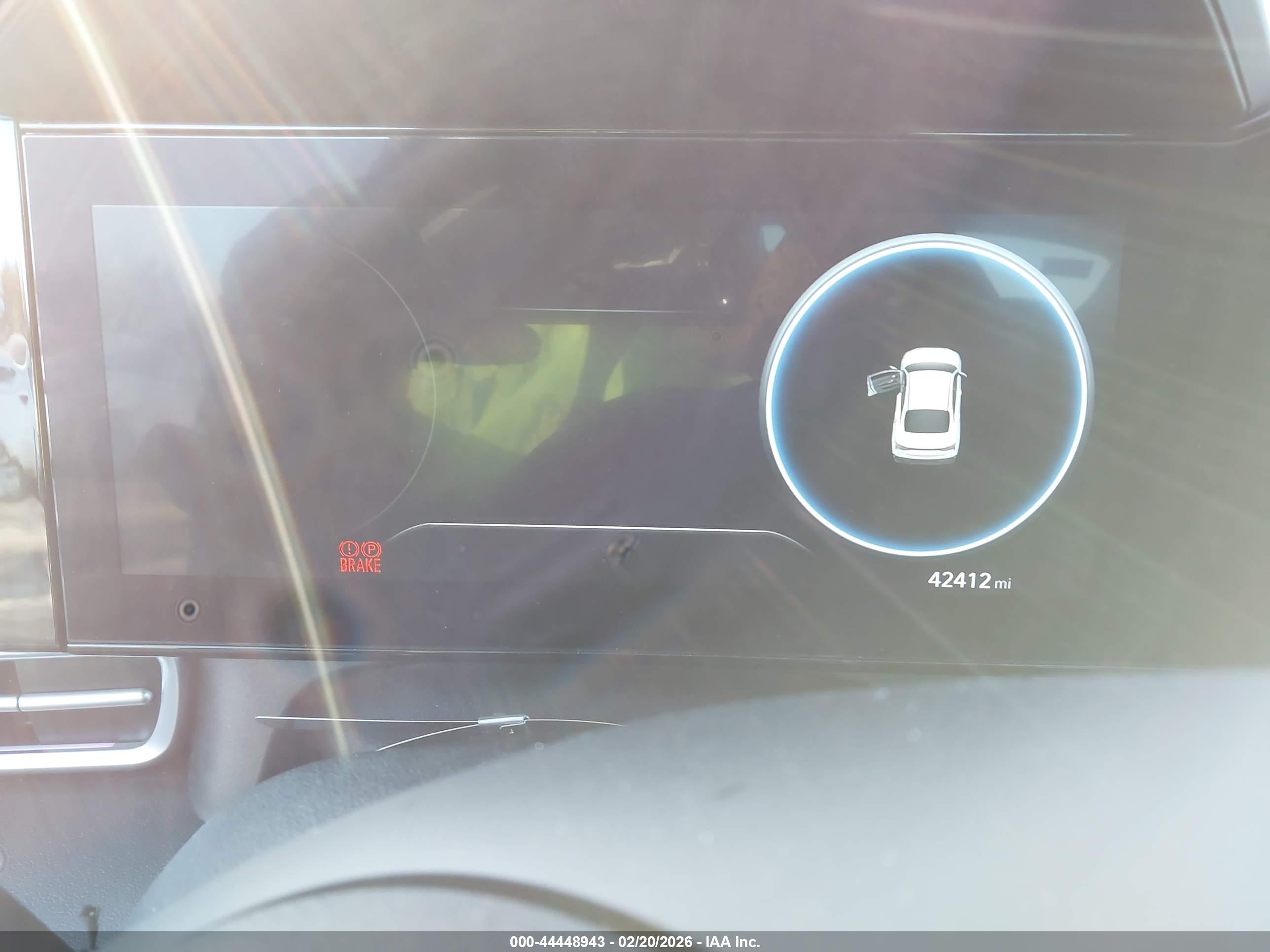 HYUNDAI ELANTRA image 7