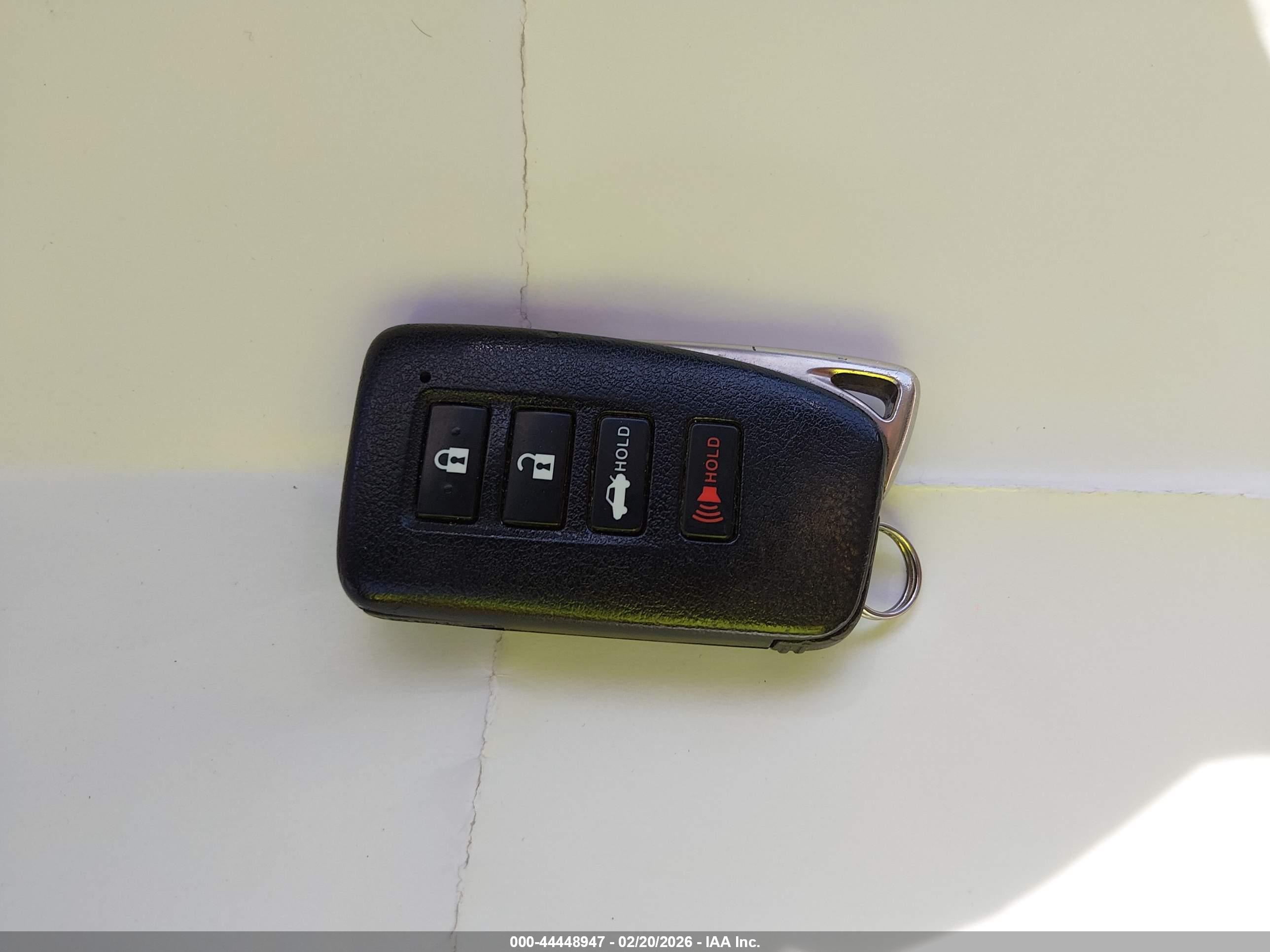 LEXUS ES image 11