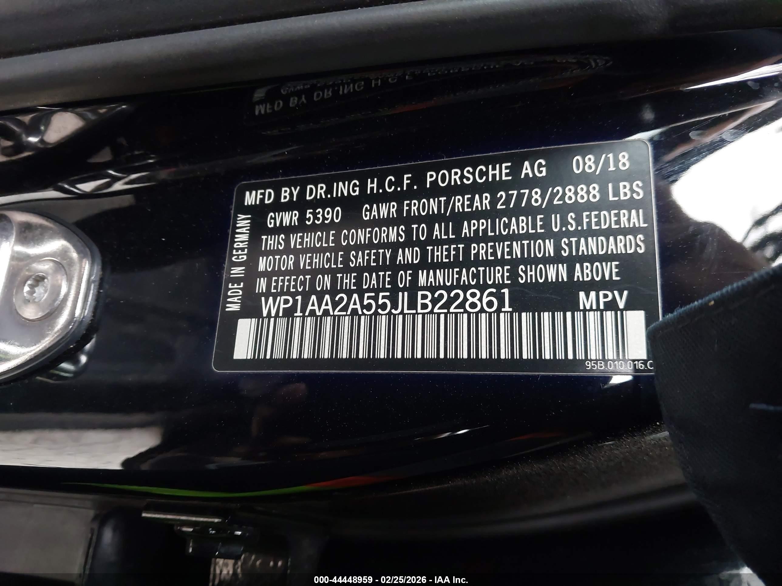 PORSCHE MACAN image 9
