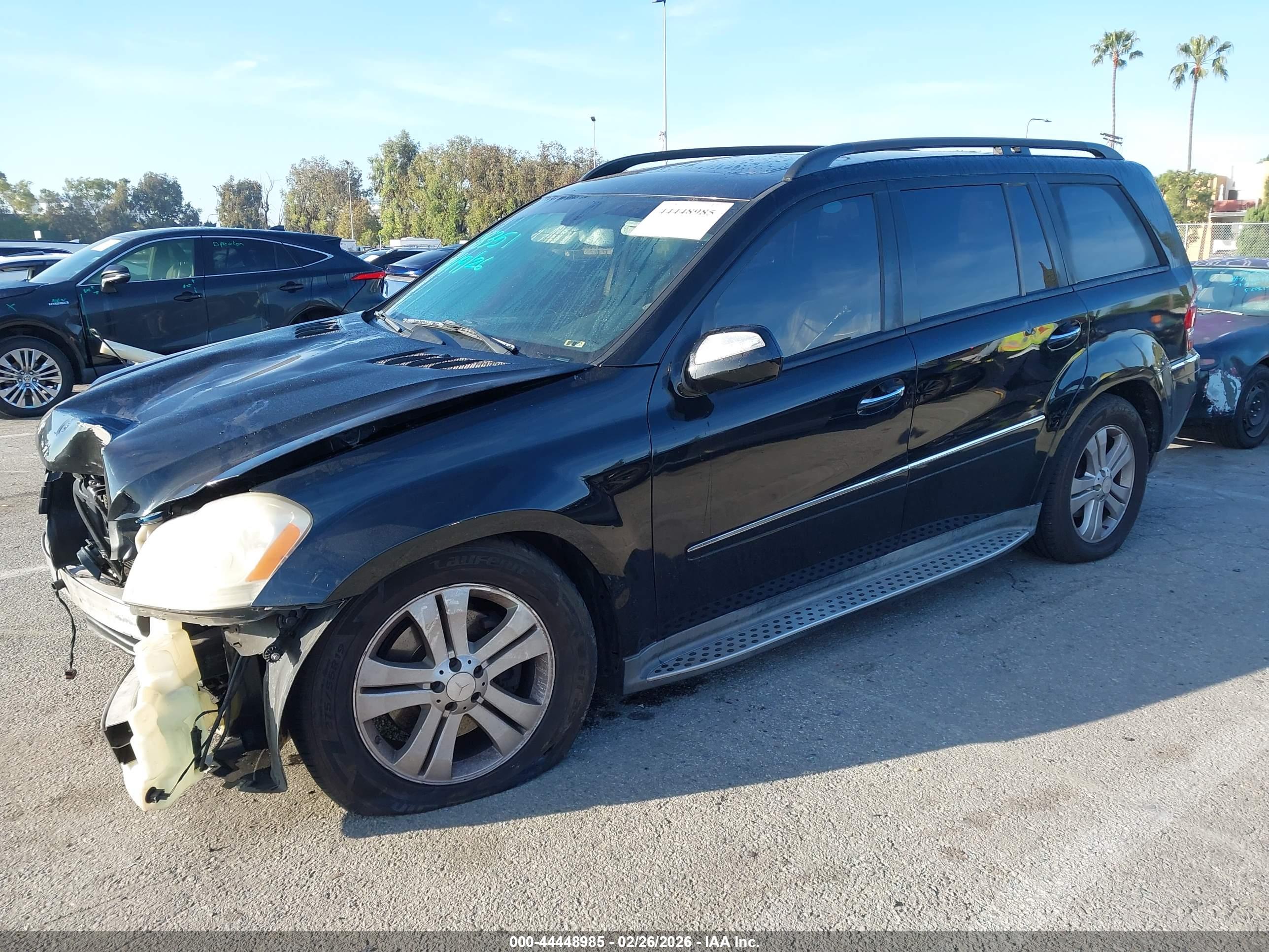 MERCEDES-BENZ GL image 2