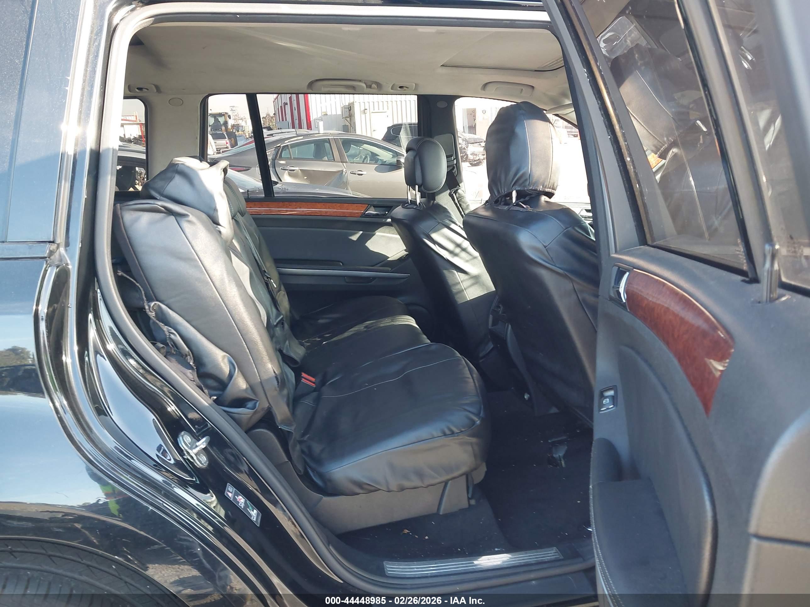 MERCEDES-BENZ GL image 8