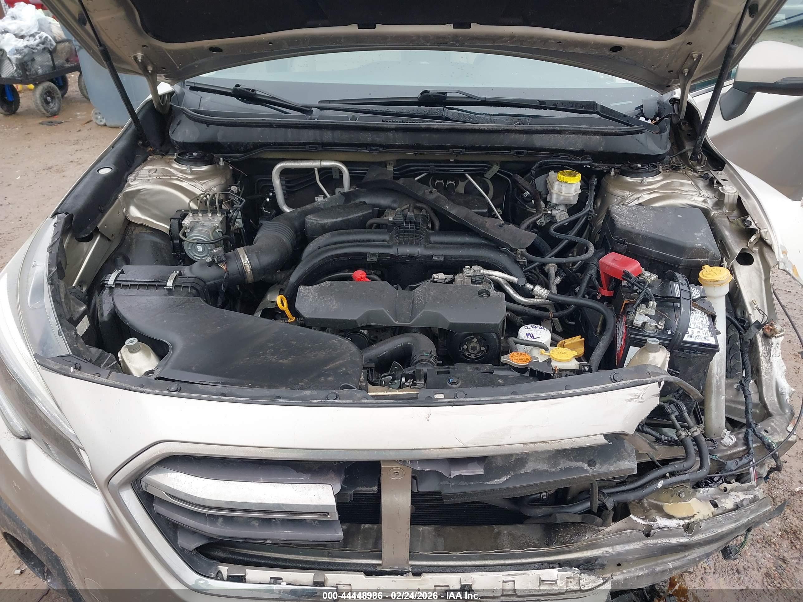 SUBARU OUTBACK image 10
