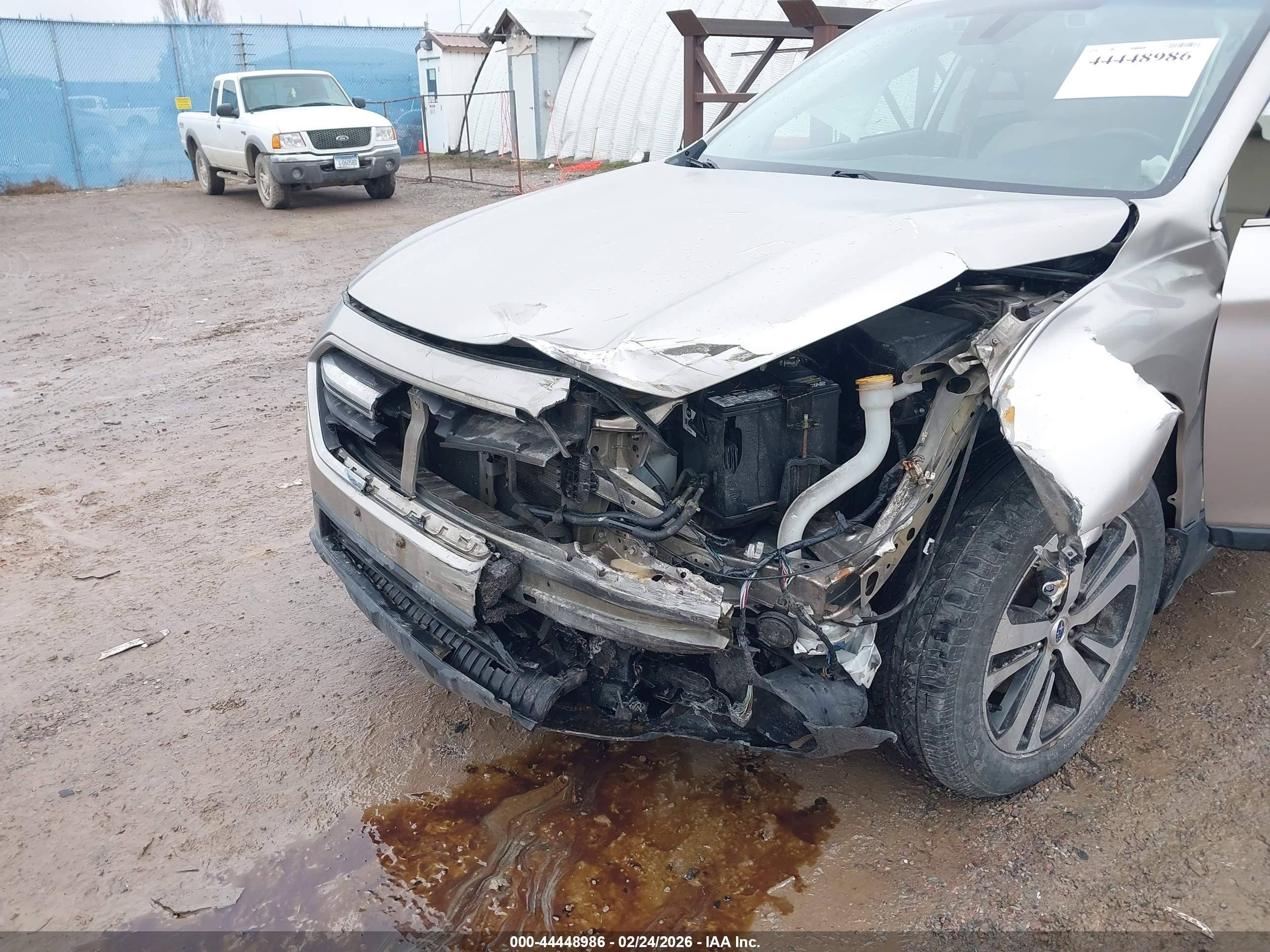 SUBARU OUTBACK image 6