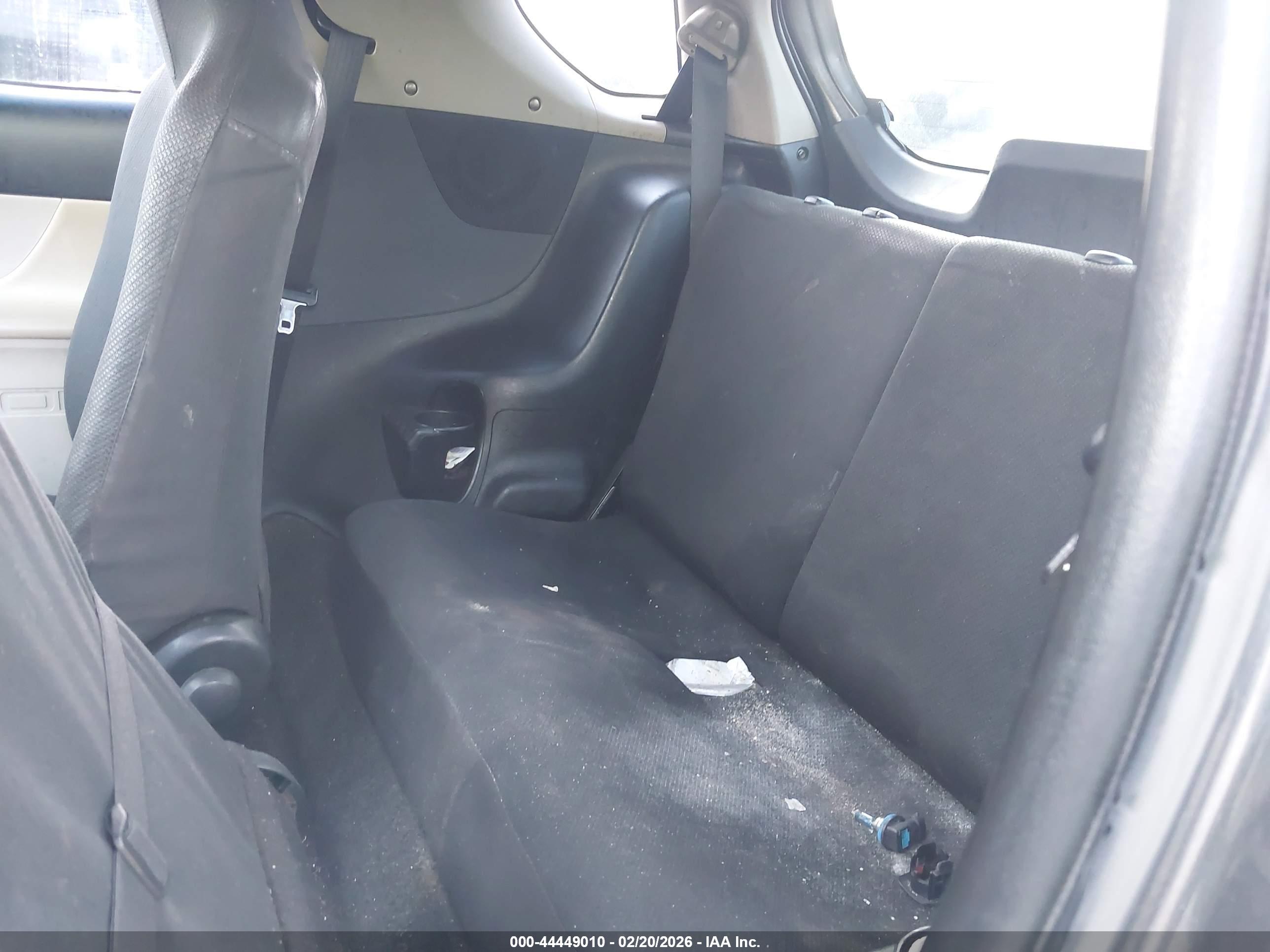 SCION IQ image 8