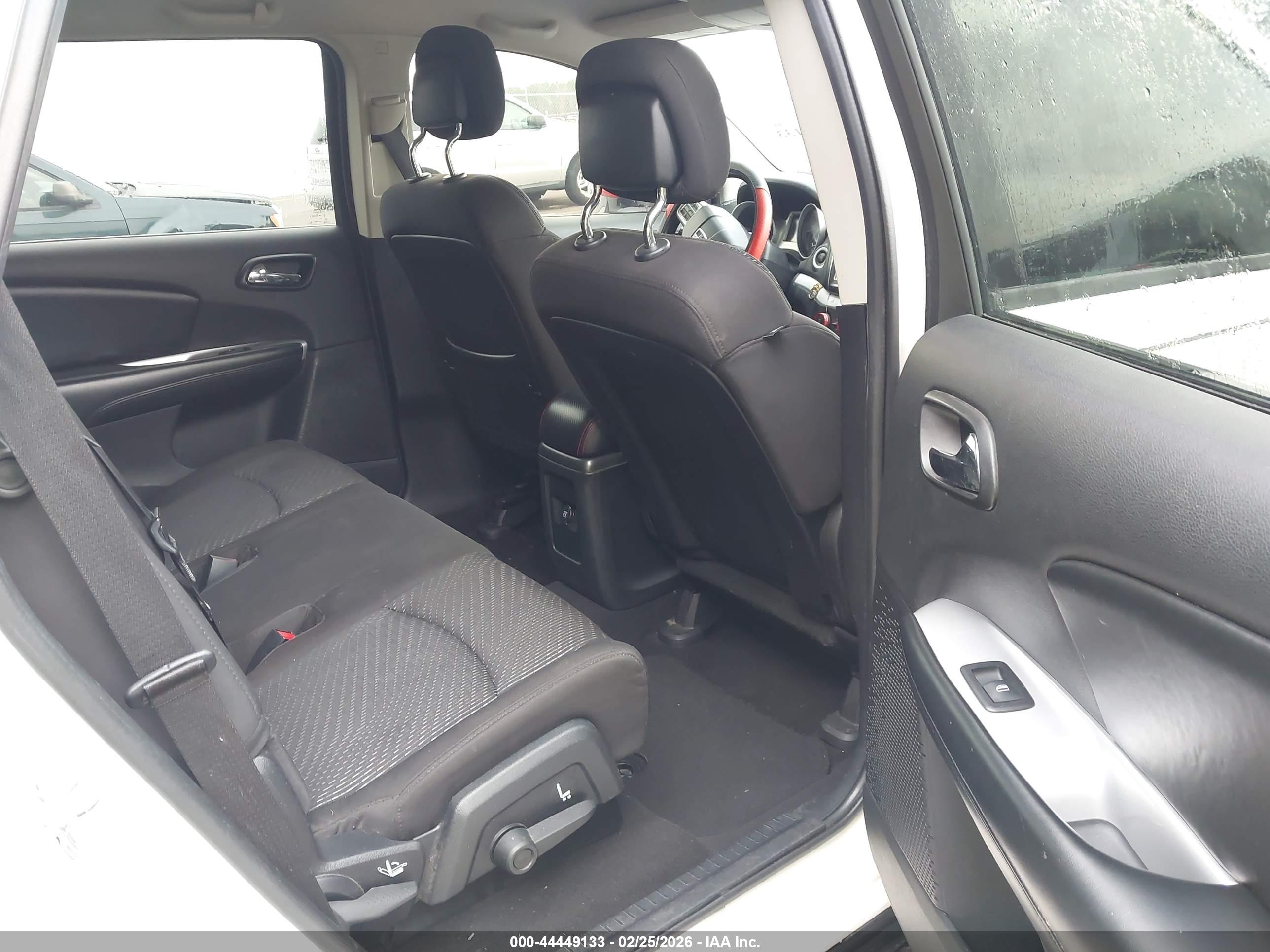 DODGE JOURNEY image 8