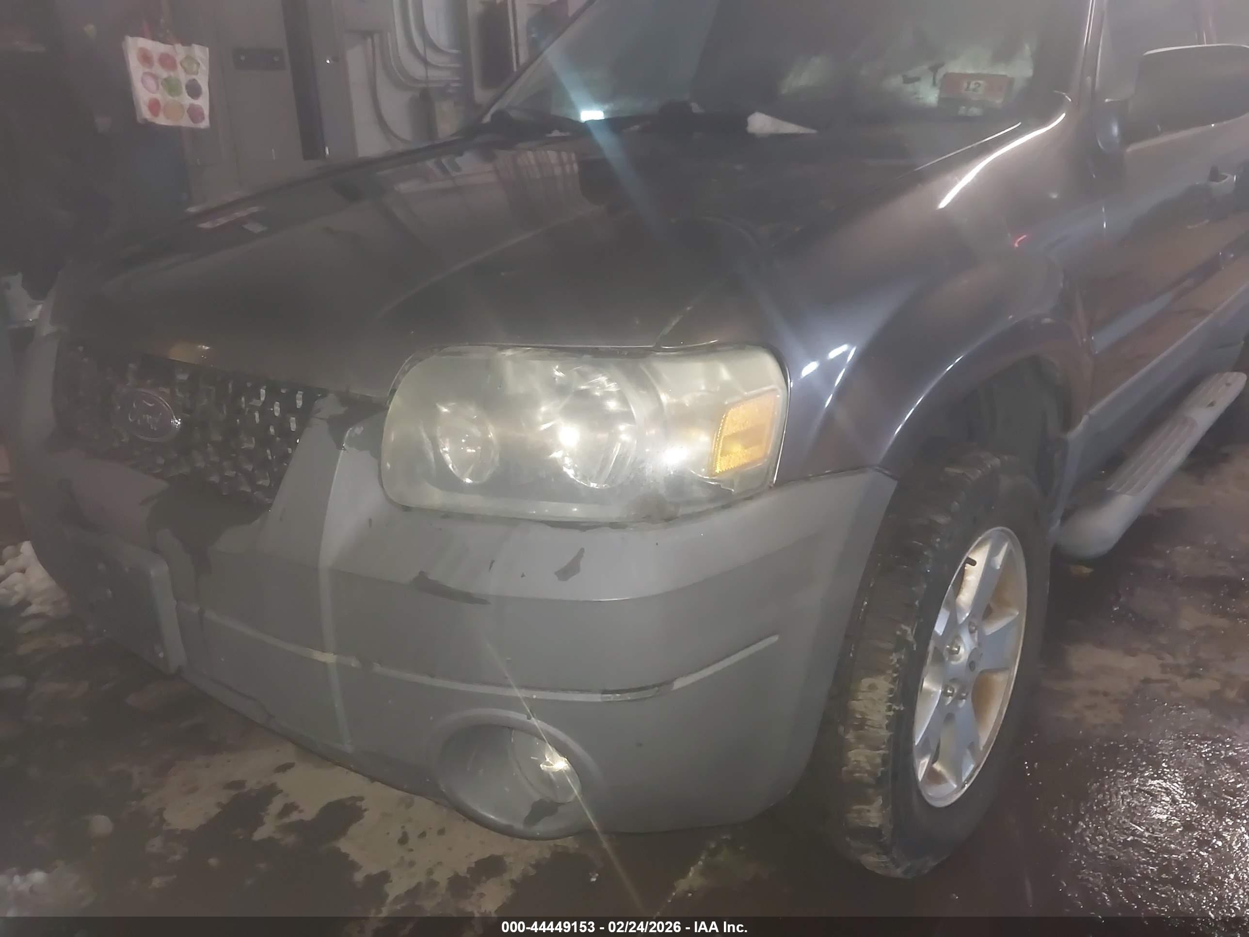 FORD ESCAPE image 6