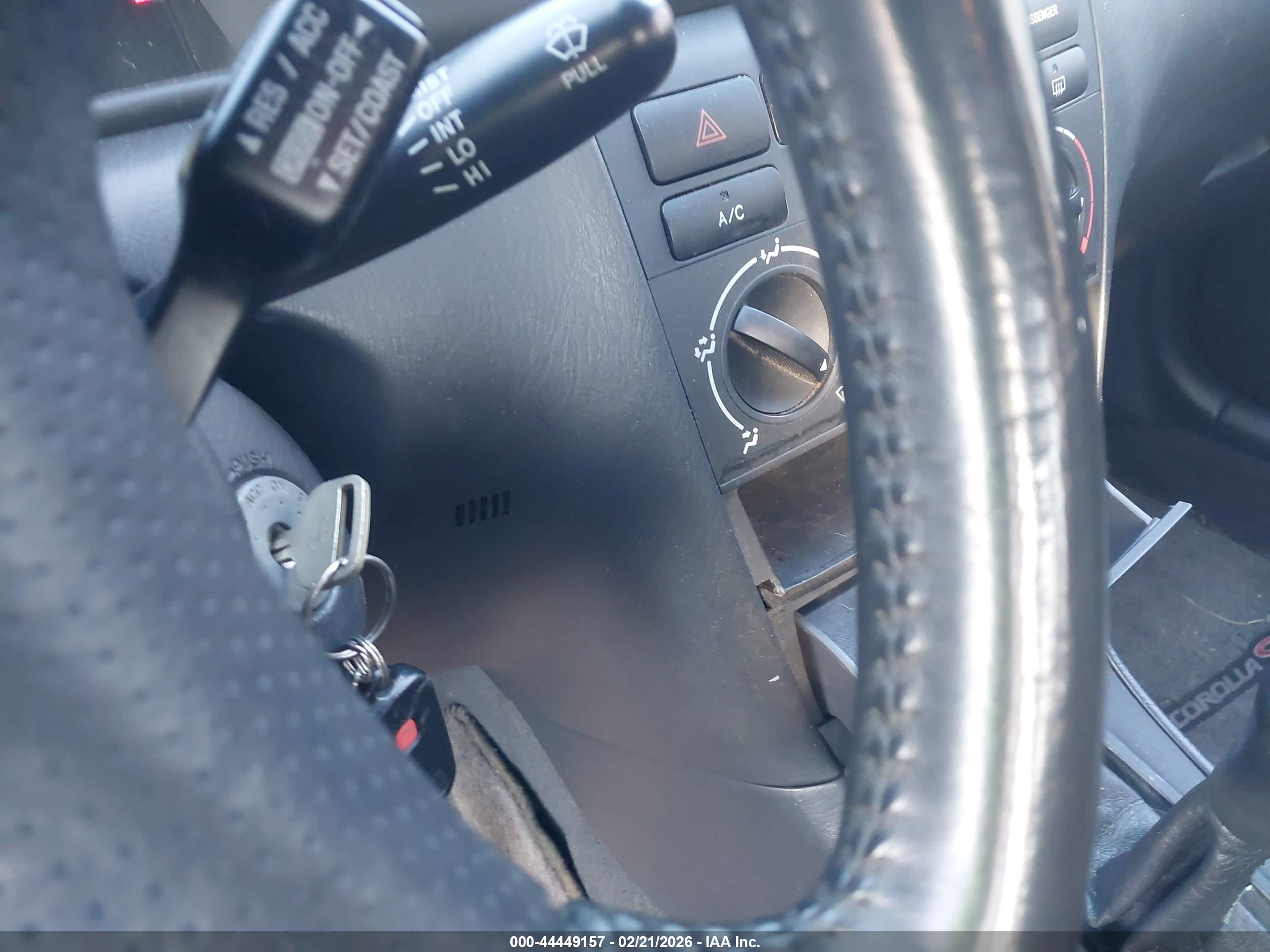 TOYOTA COROLLA image 11