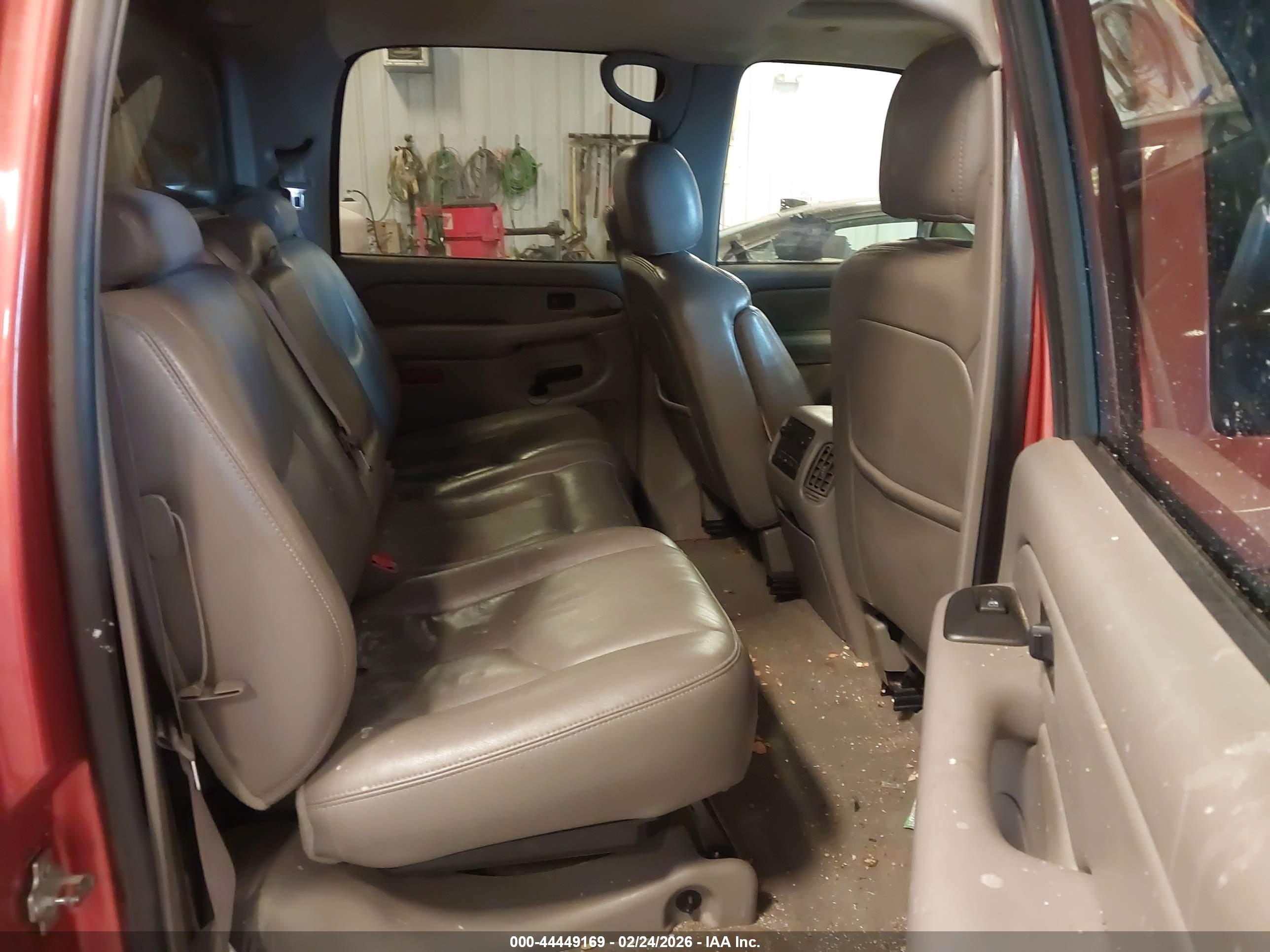 CHEVROLET AVALANCHE image 8