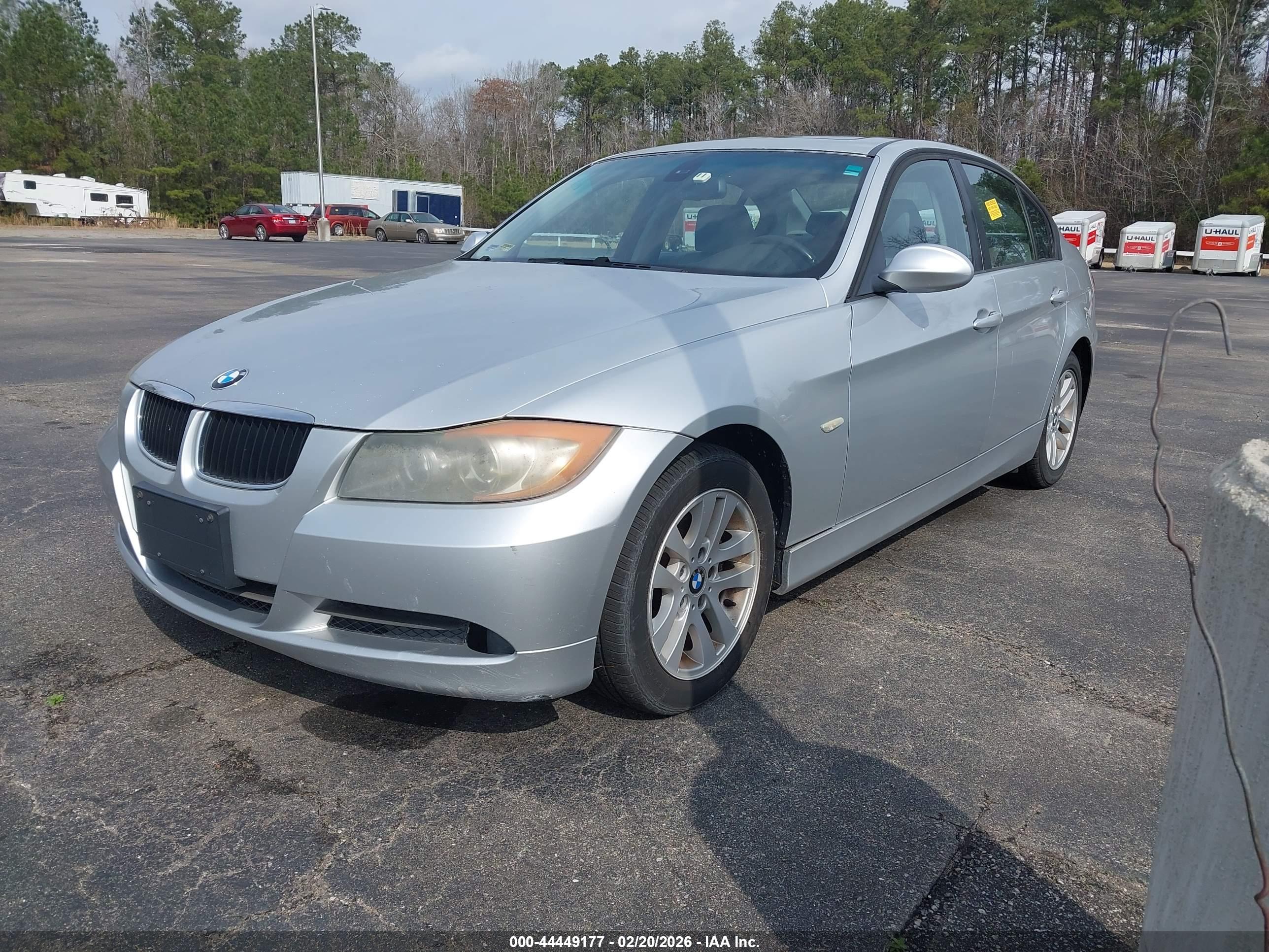 BMW 328I image 2