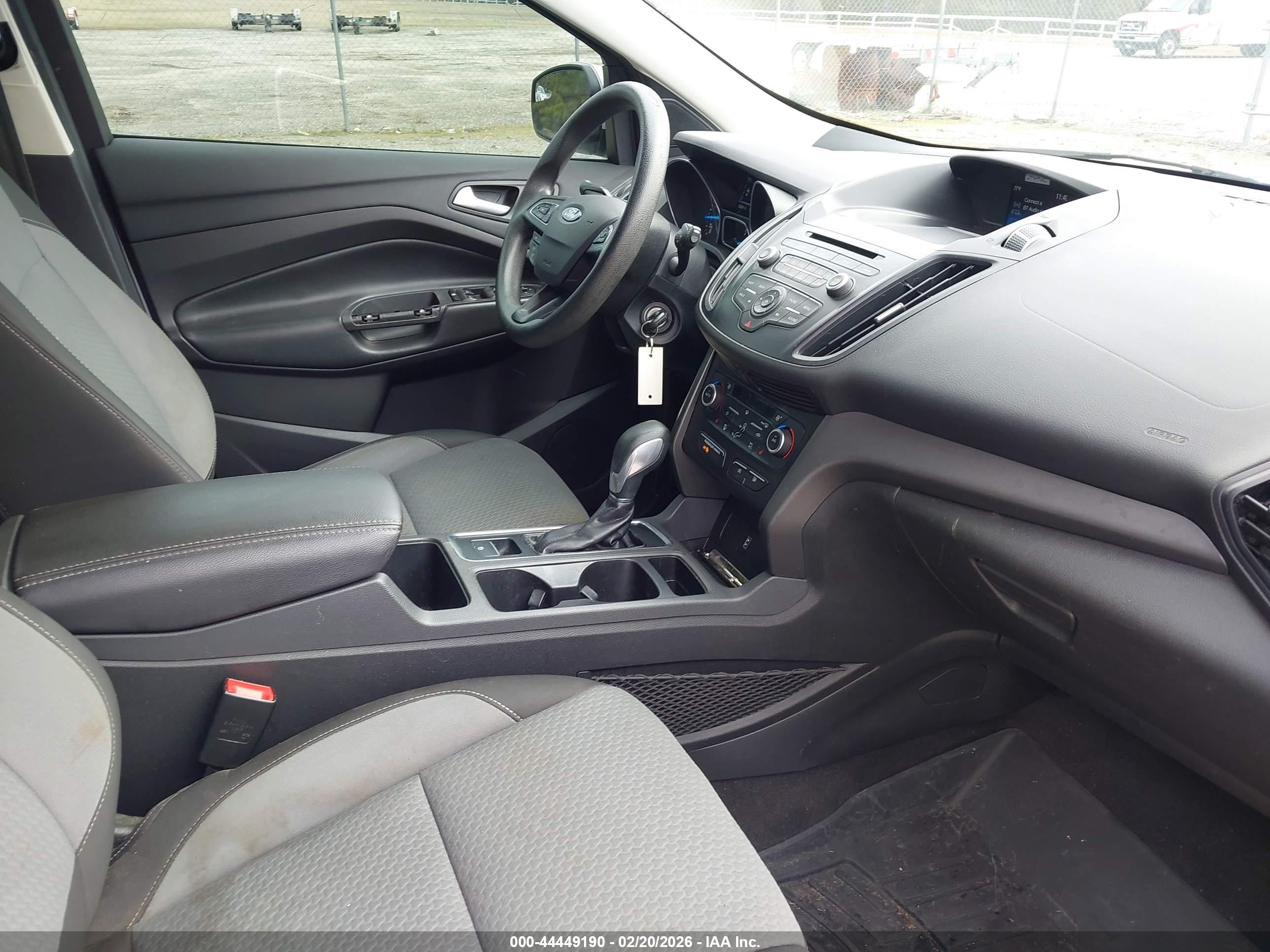 FORD ESCAPE image 5