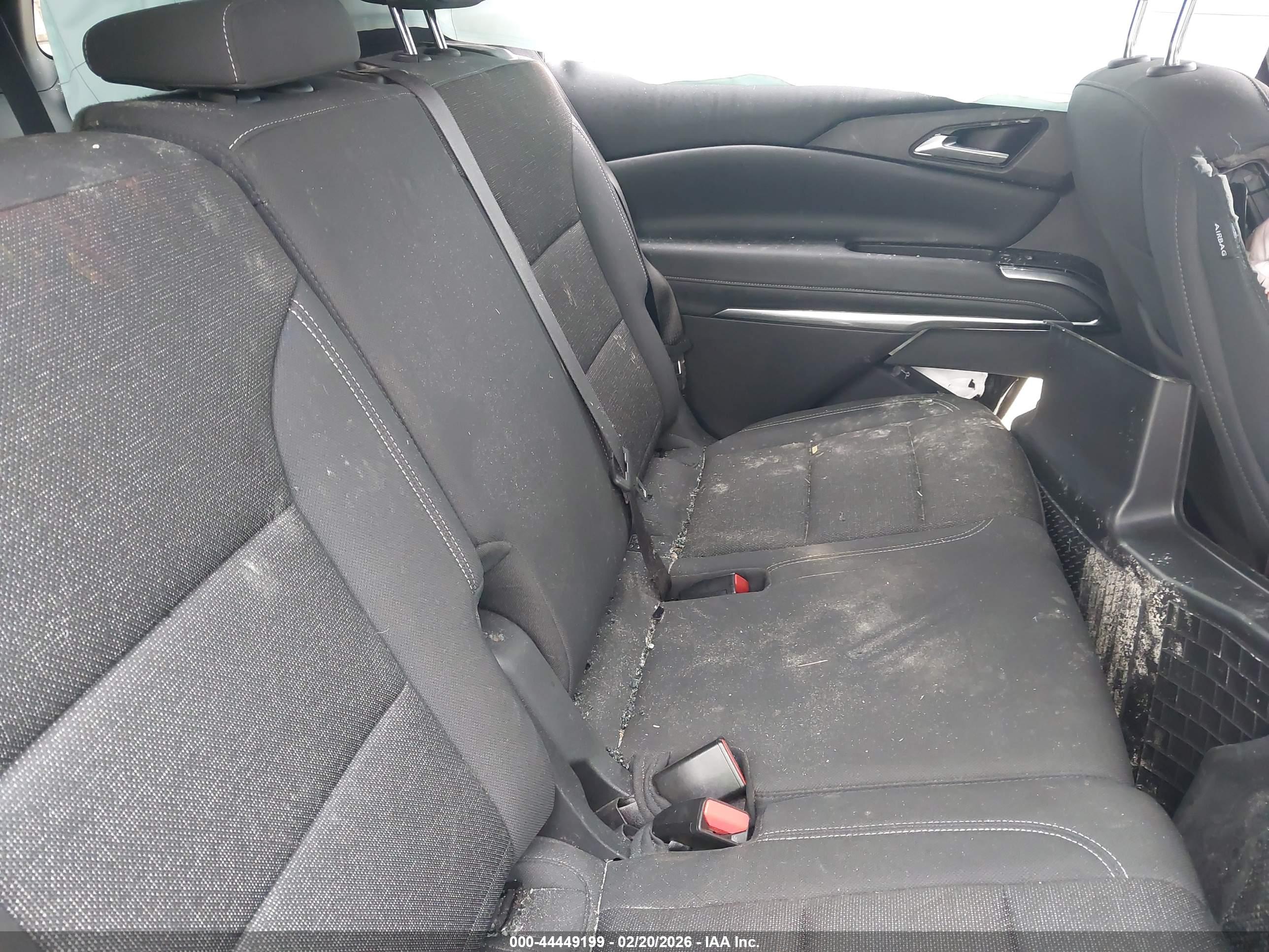 CHEVROLET TRAVERSE image 8