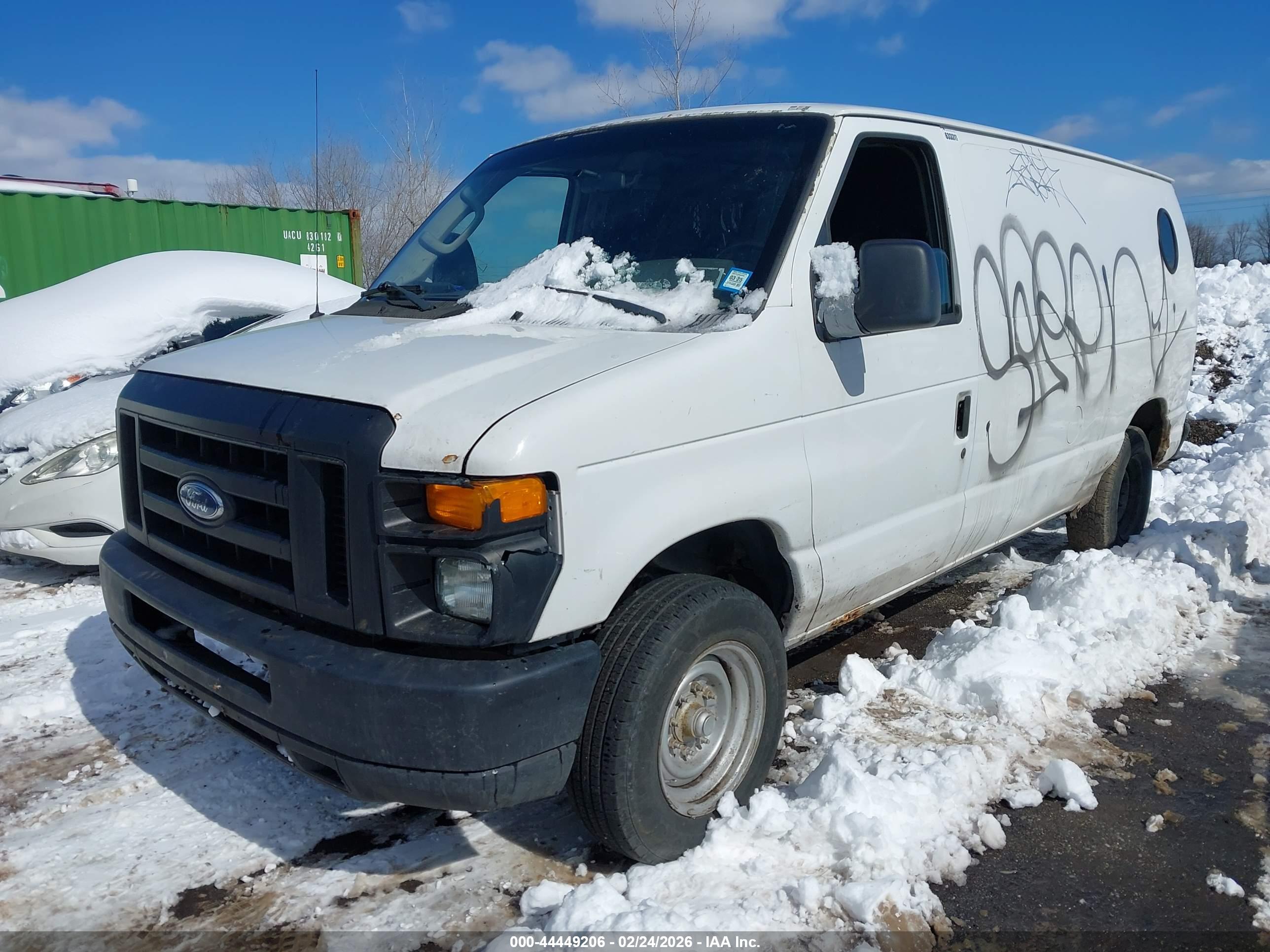 FORD E-150 image 6
