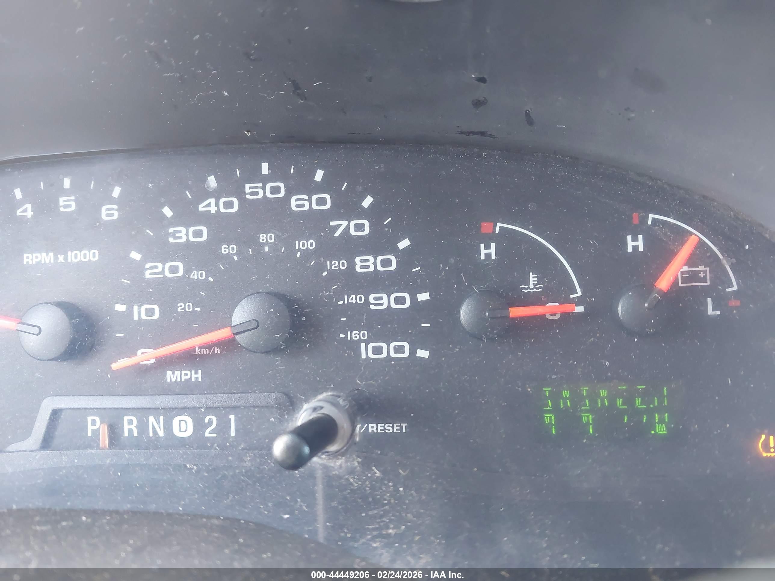 FORD E-150 image 7