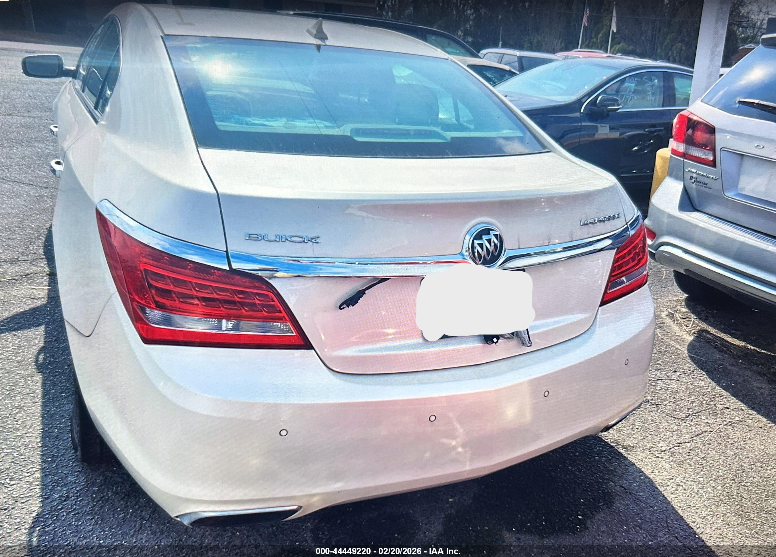 BUICK LACROSSE image 3