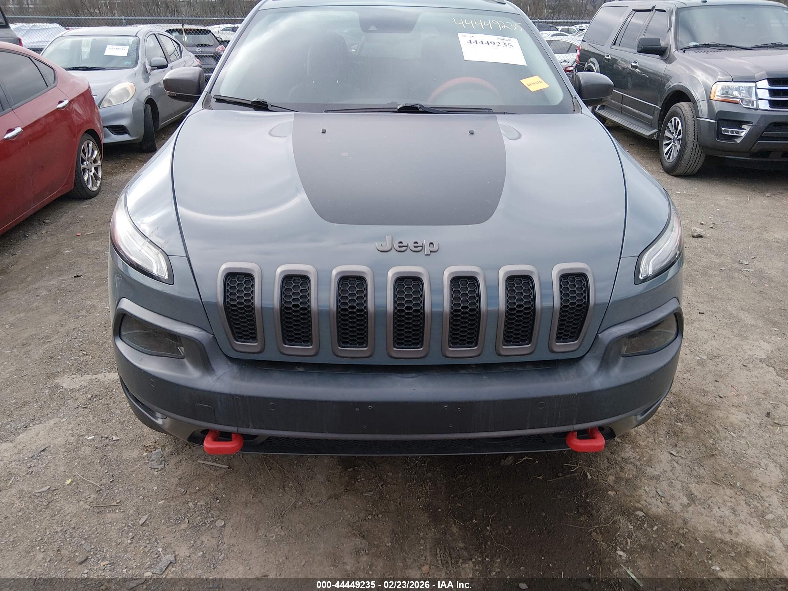JEEP CHEROKEE image 6