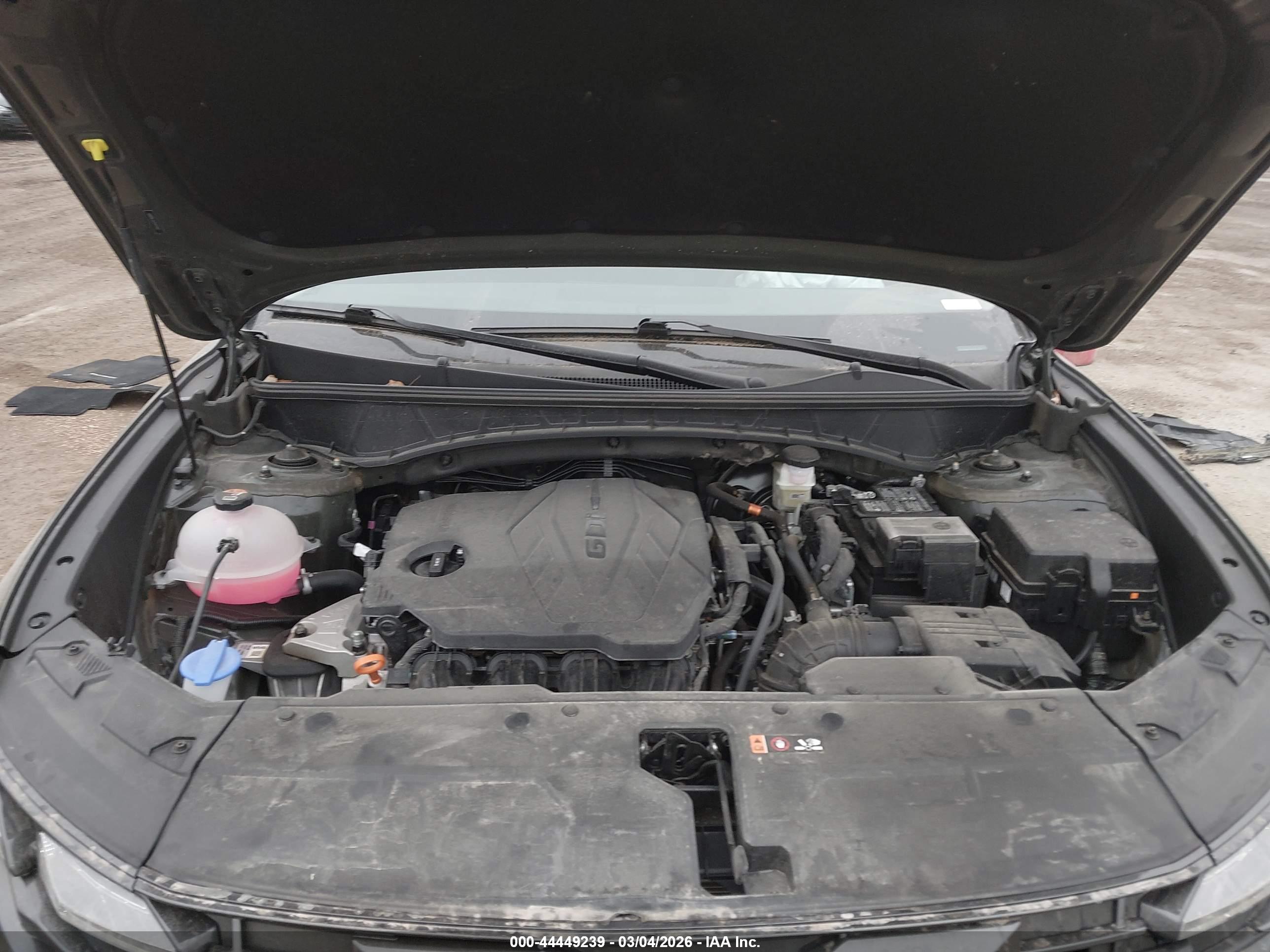 HYUNDAI TUCSON image 10