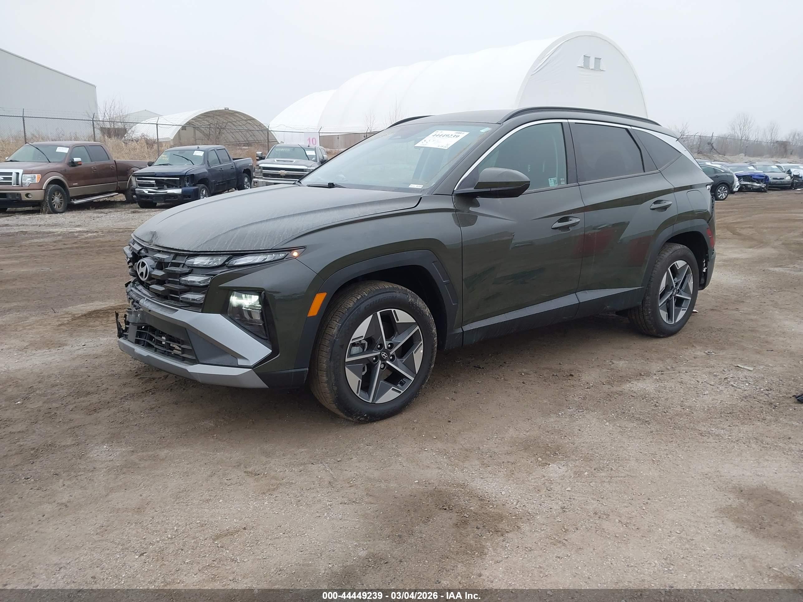 HYUNDAI TUCSON image 2
