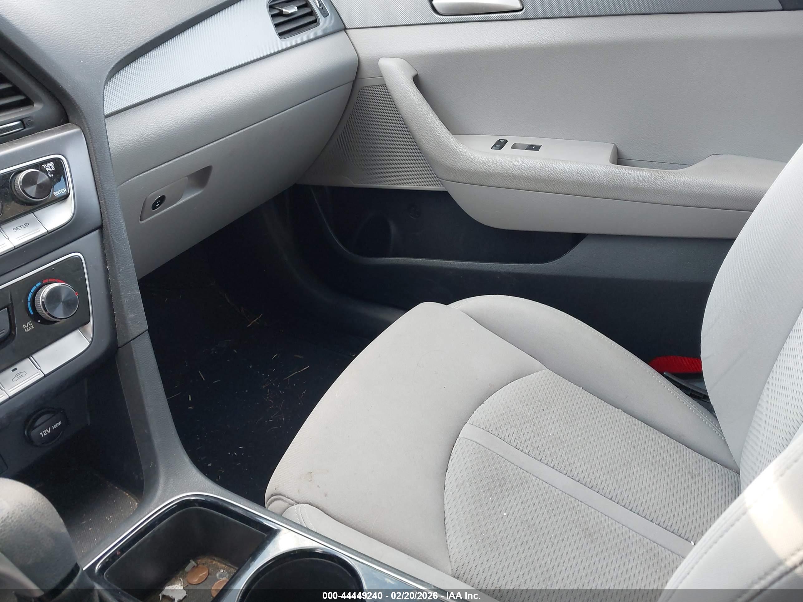 HYUNDAI SONATA image 5