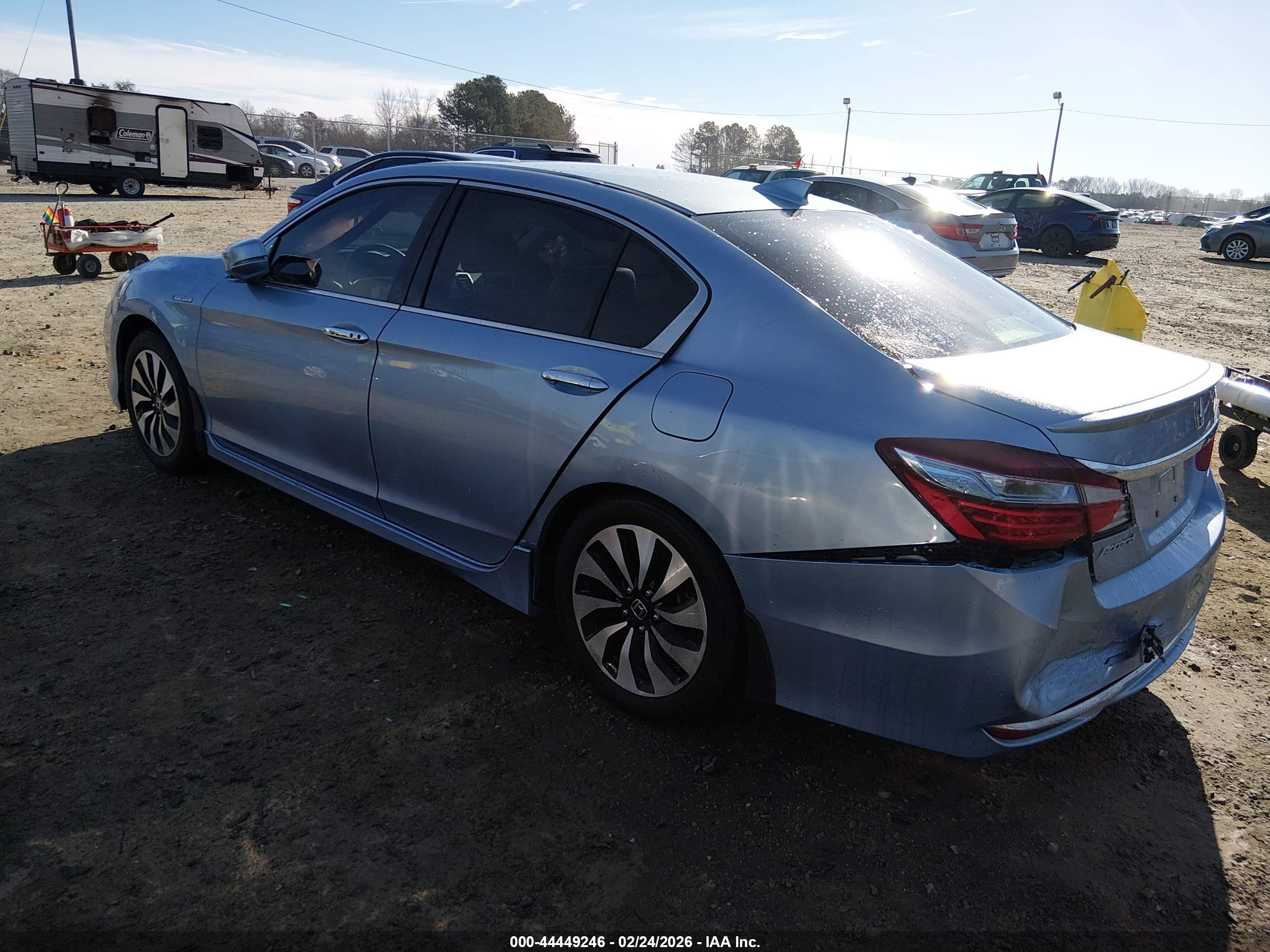 HONDA ACCORD image 3