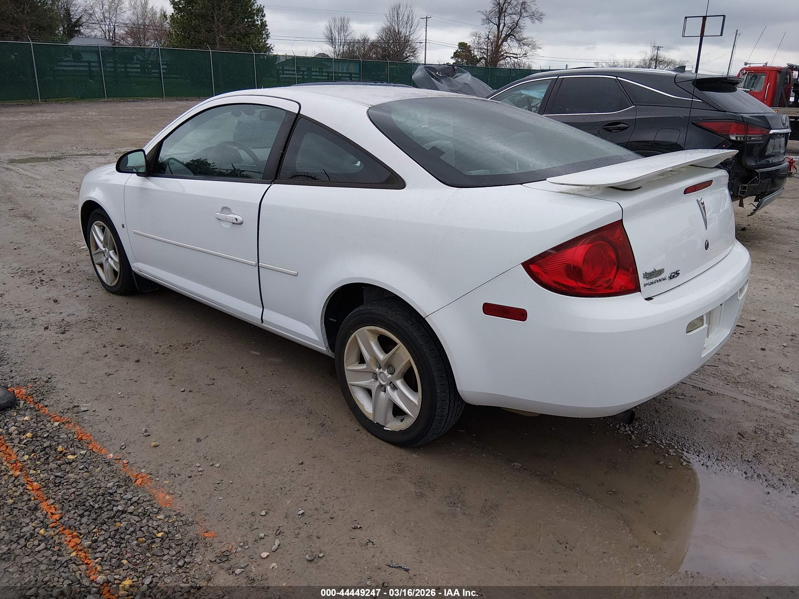 PONTIAC G5 image 3