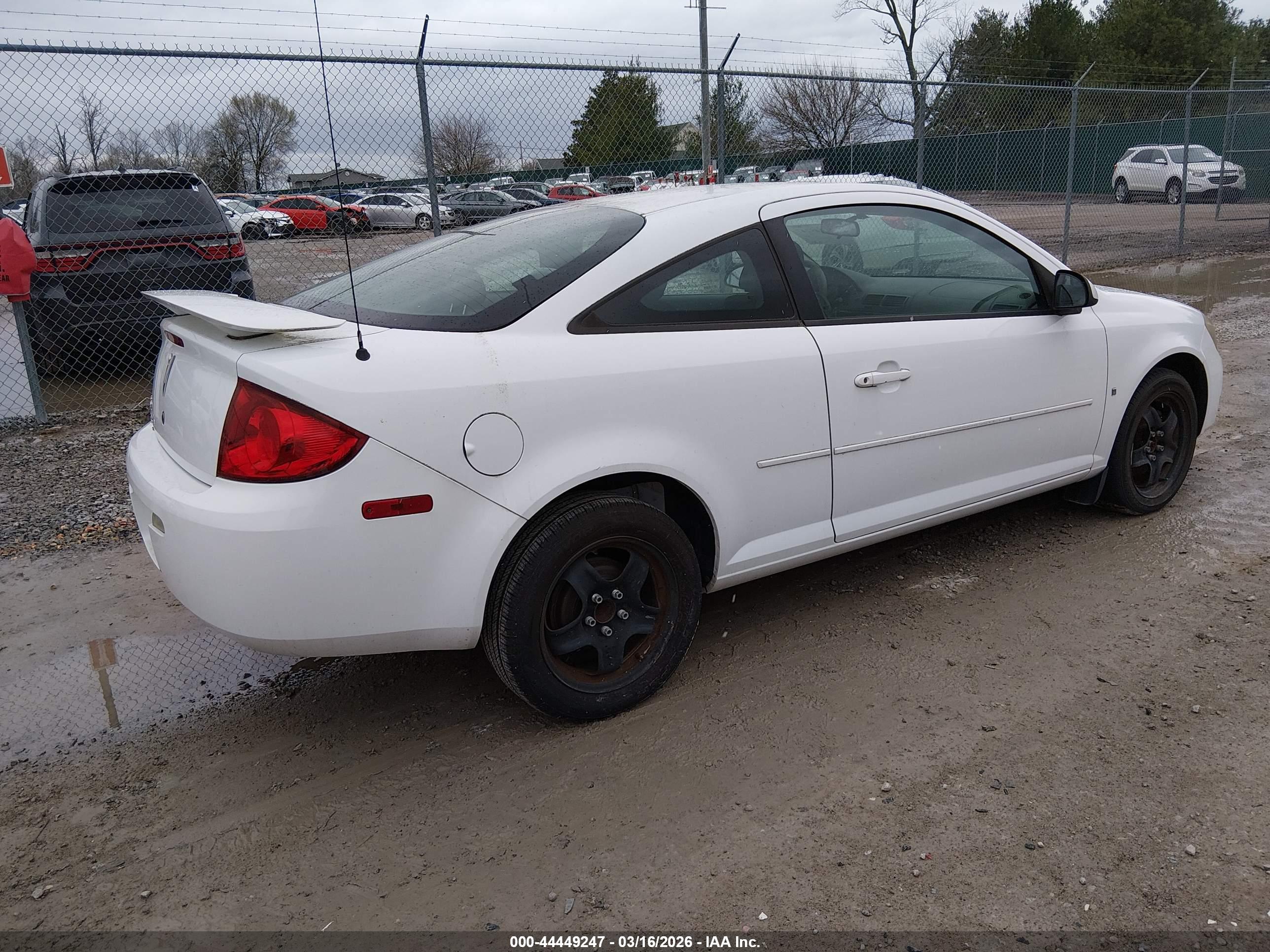PONTIAC G5 image 4
