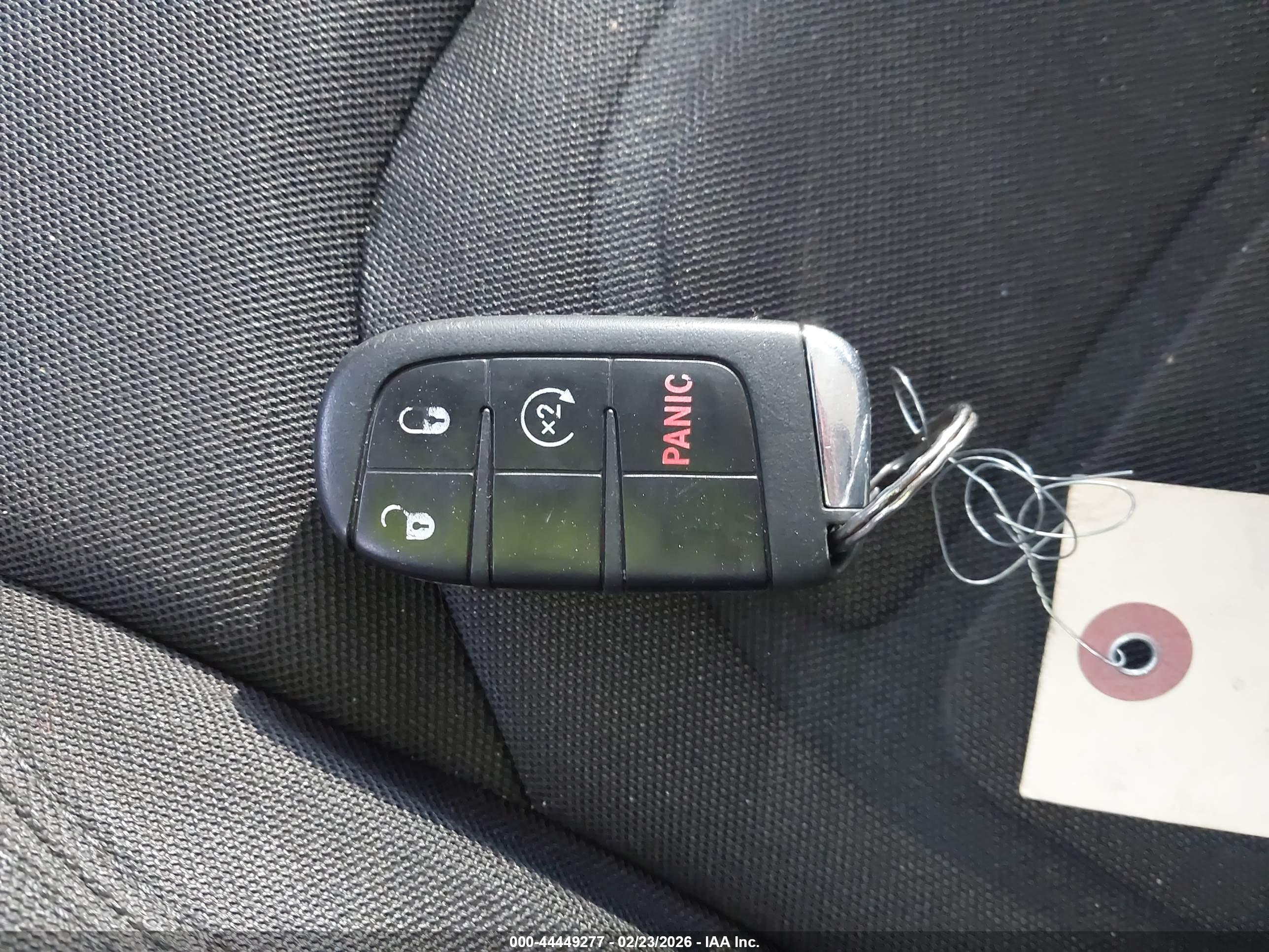 JEEP RENEGADE image 11