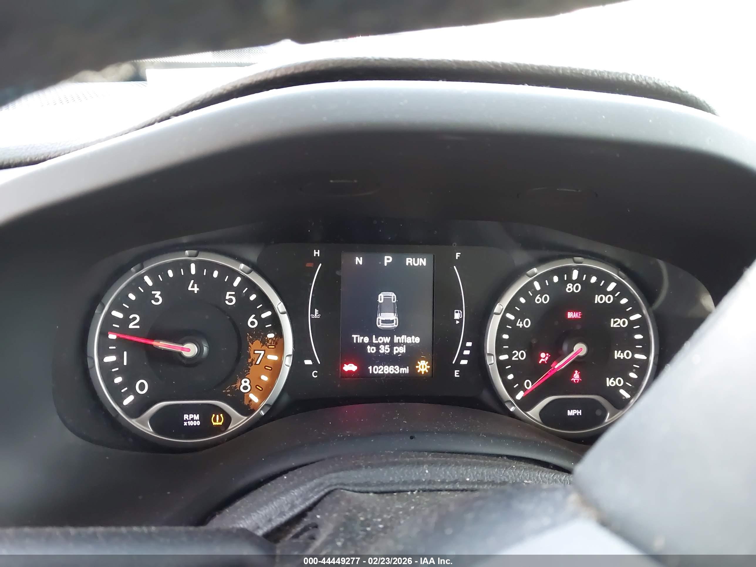 JEEP RENEGADE image 7