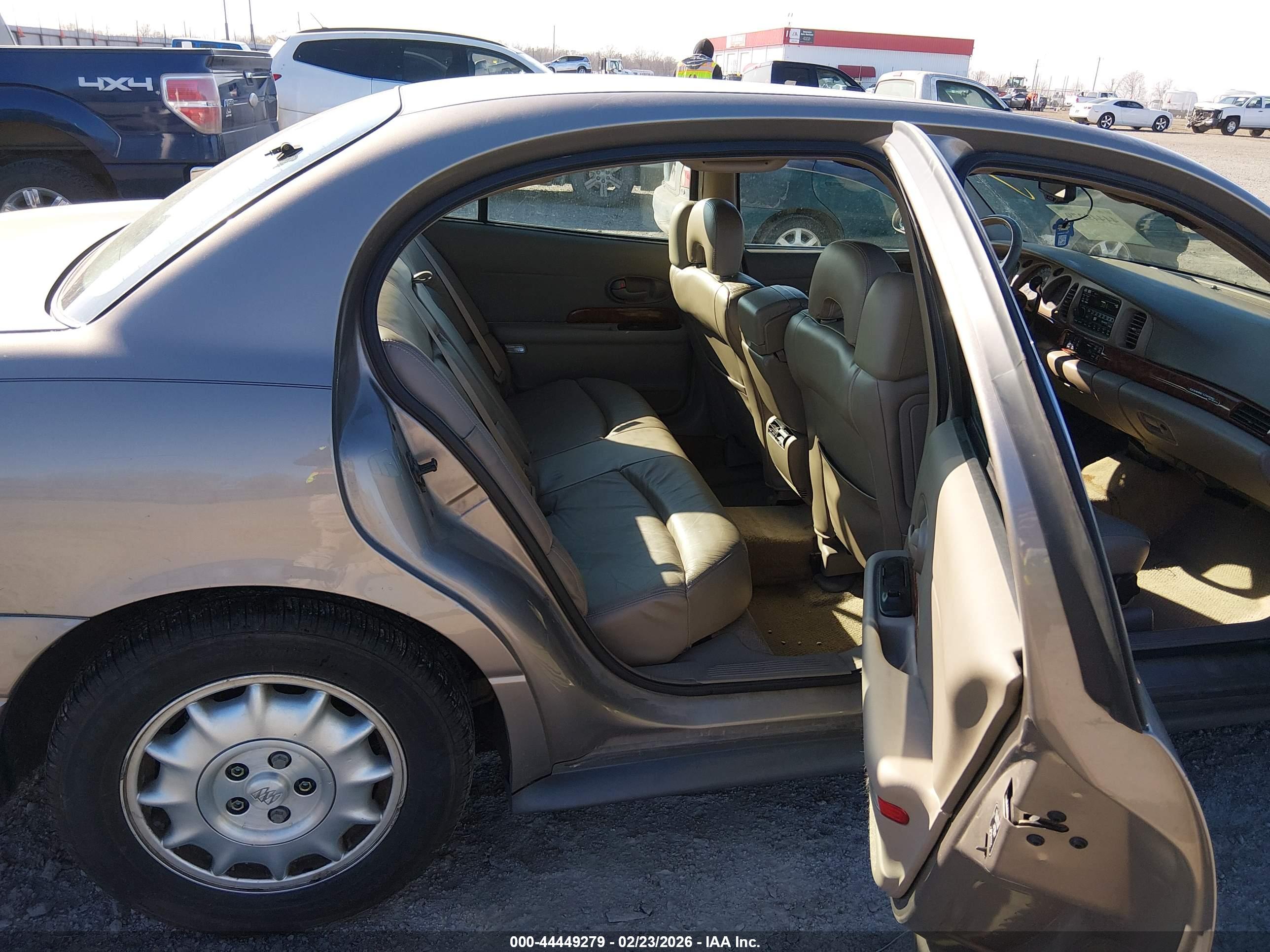 BUICK LESABRE image 8