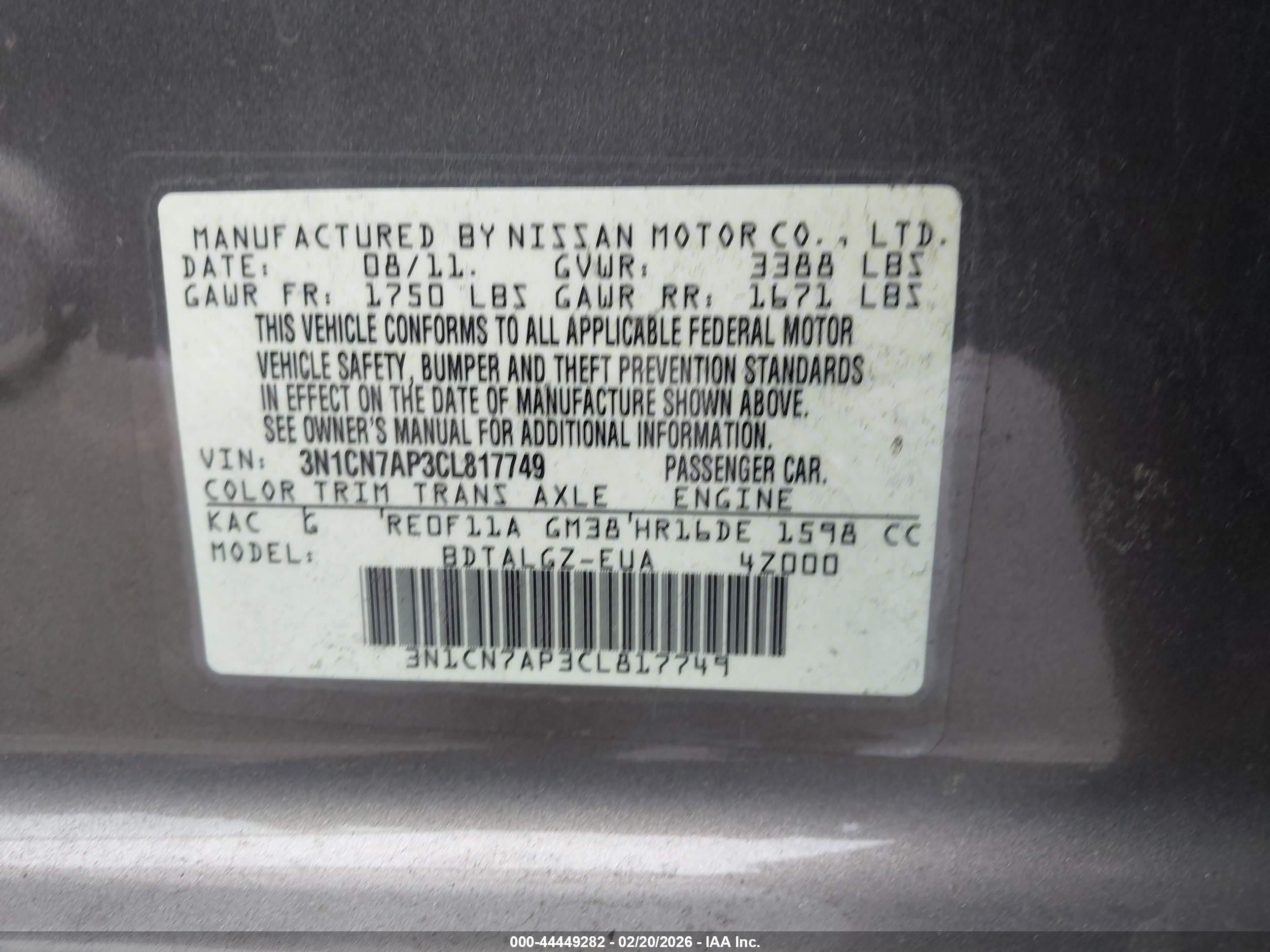 NISSAN VERSA image 9