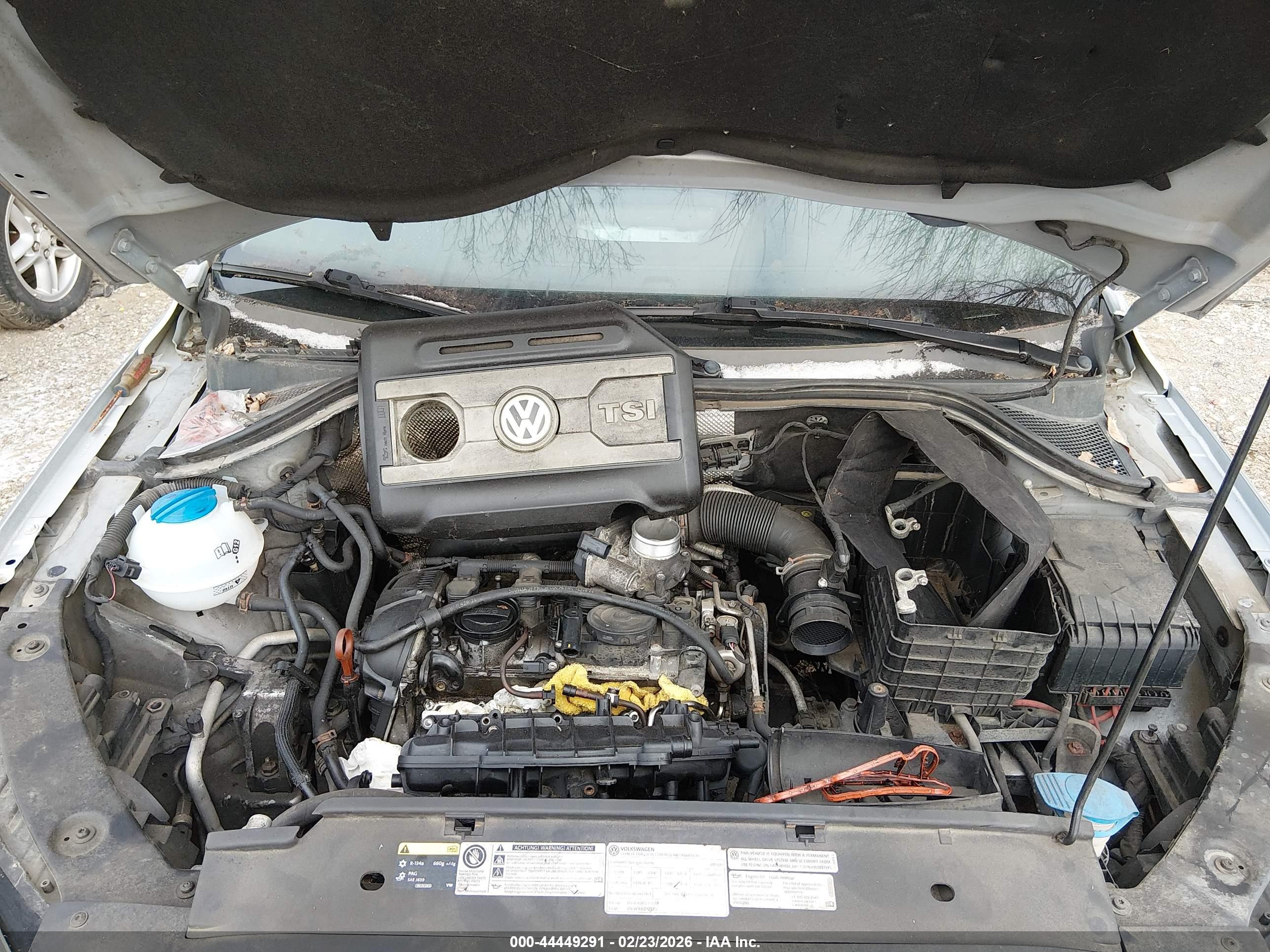 VOLKSWAGEN TIGUAN image 10