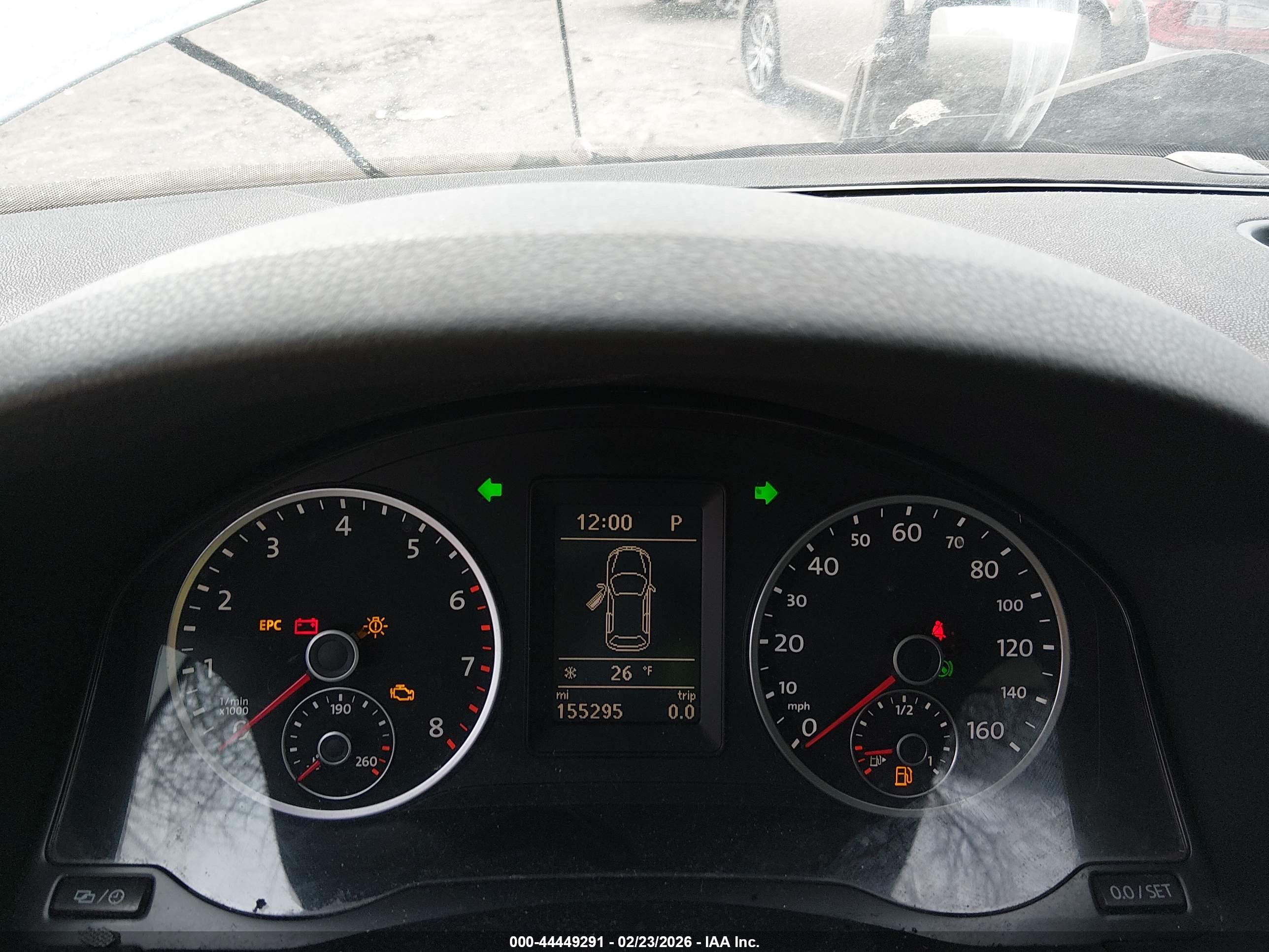 VOLKSWAGEN TIGUAN image 7