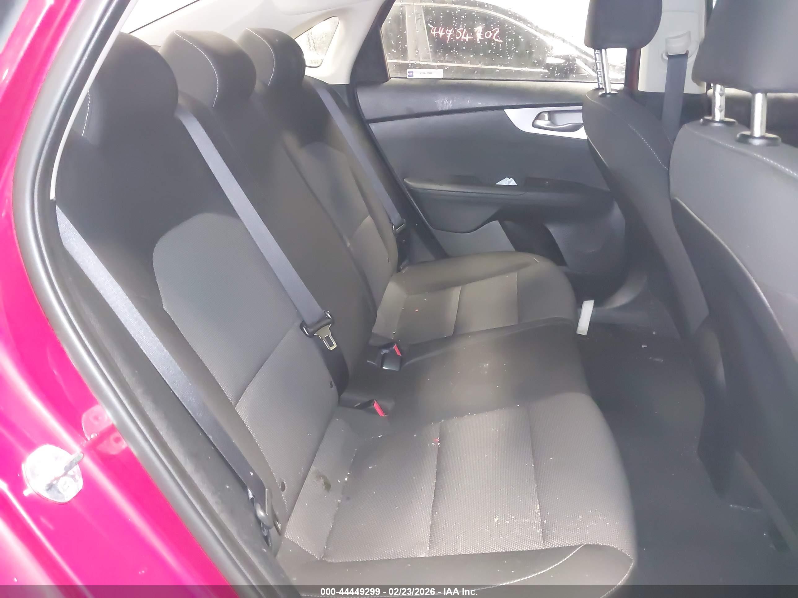 KIA FORTE image 8