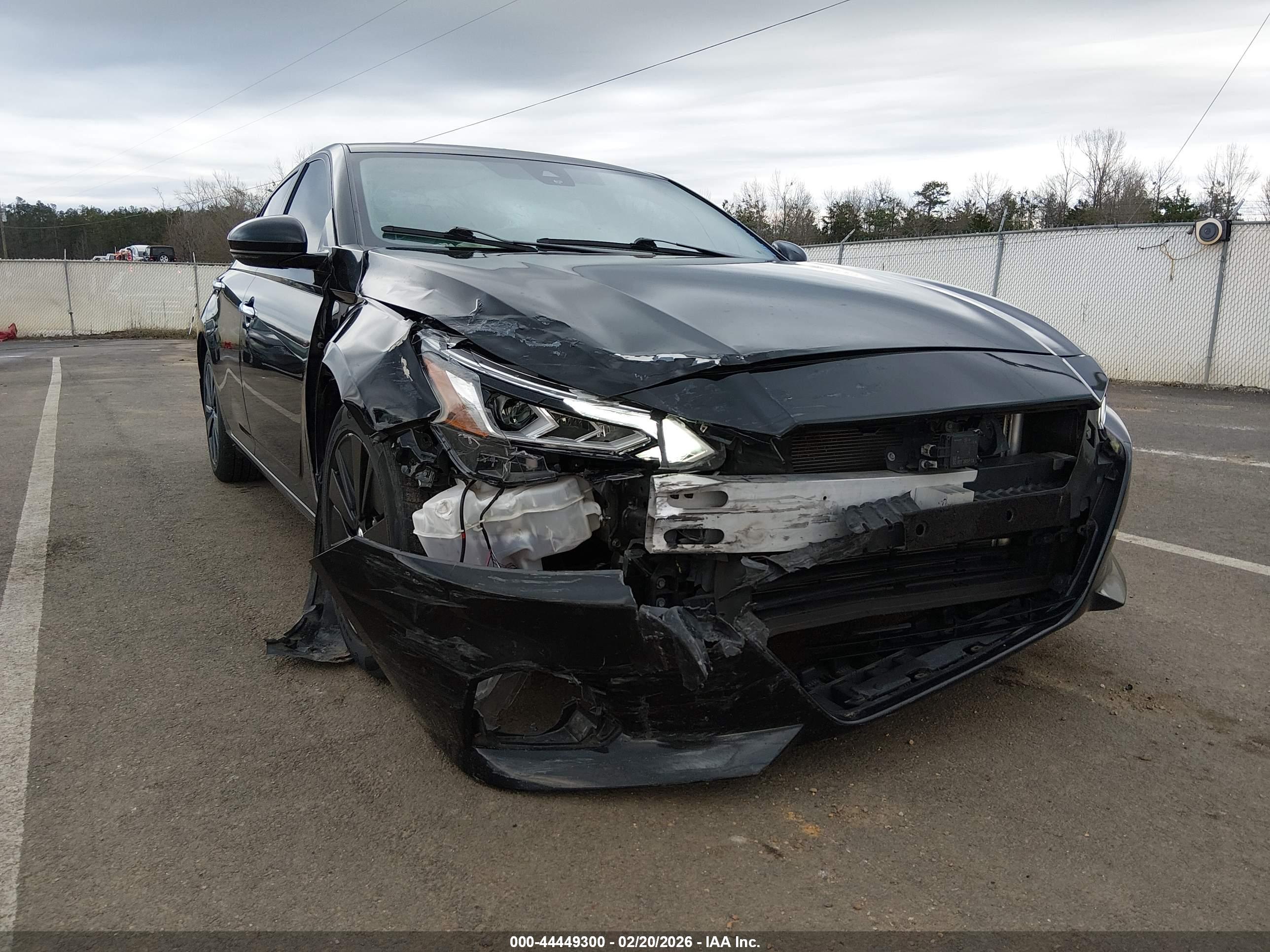 NISSAN ALTIMA image 6