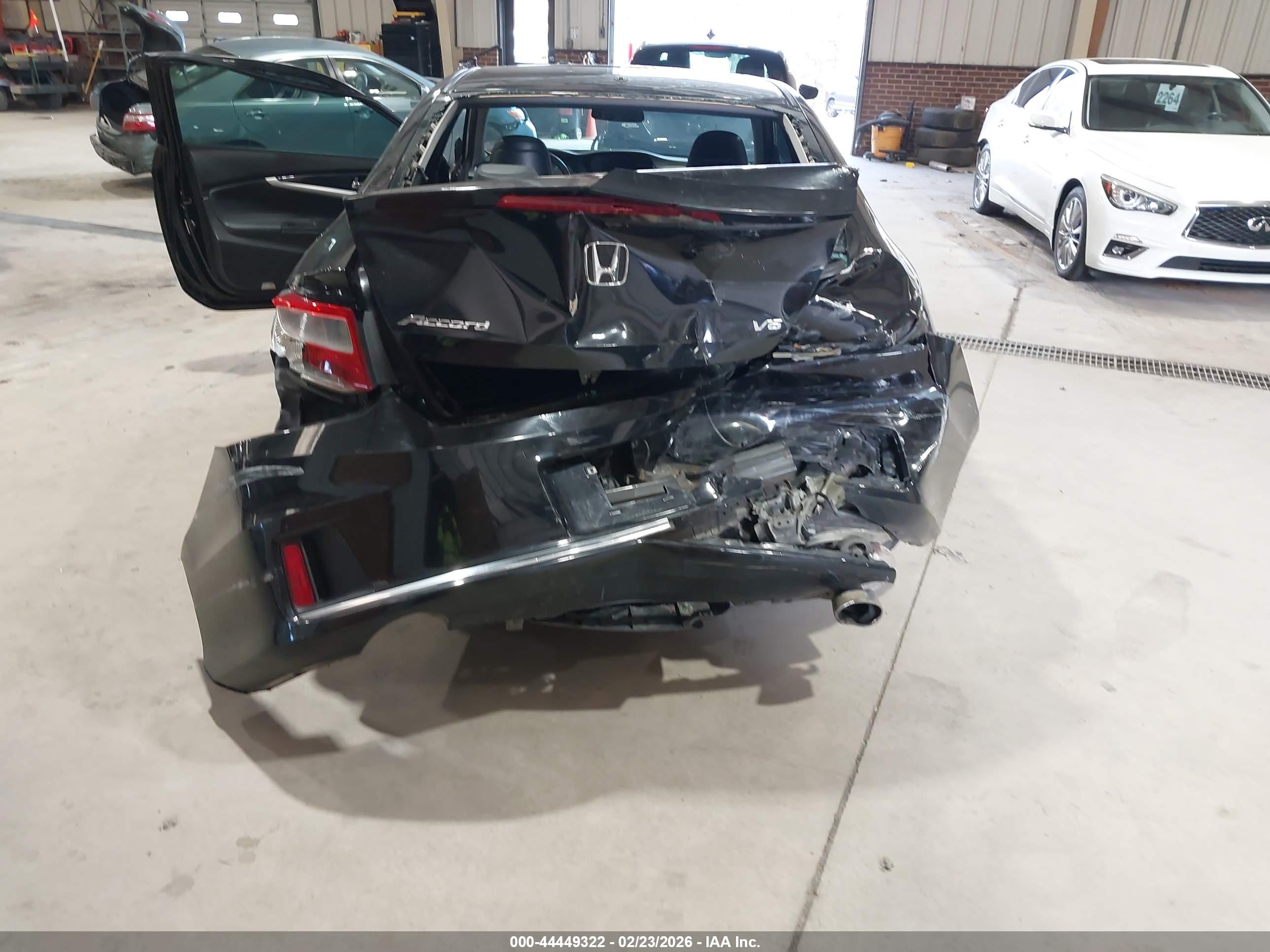 HONDA ACCORD image 6