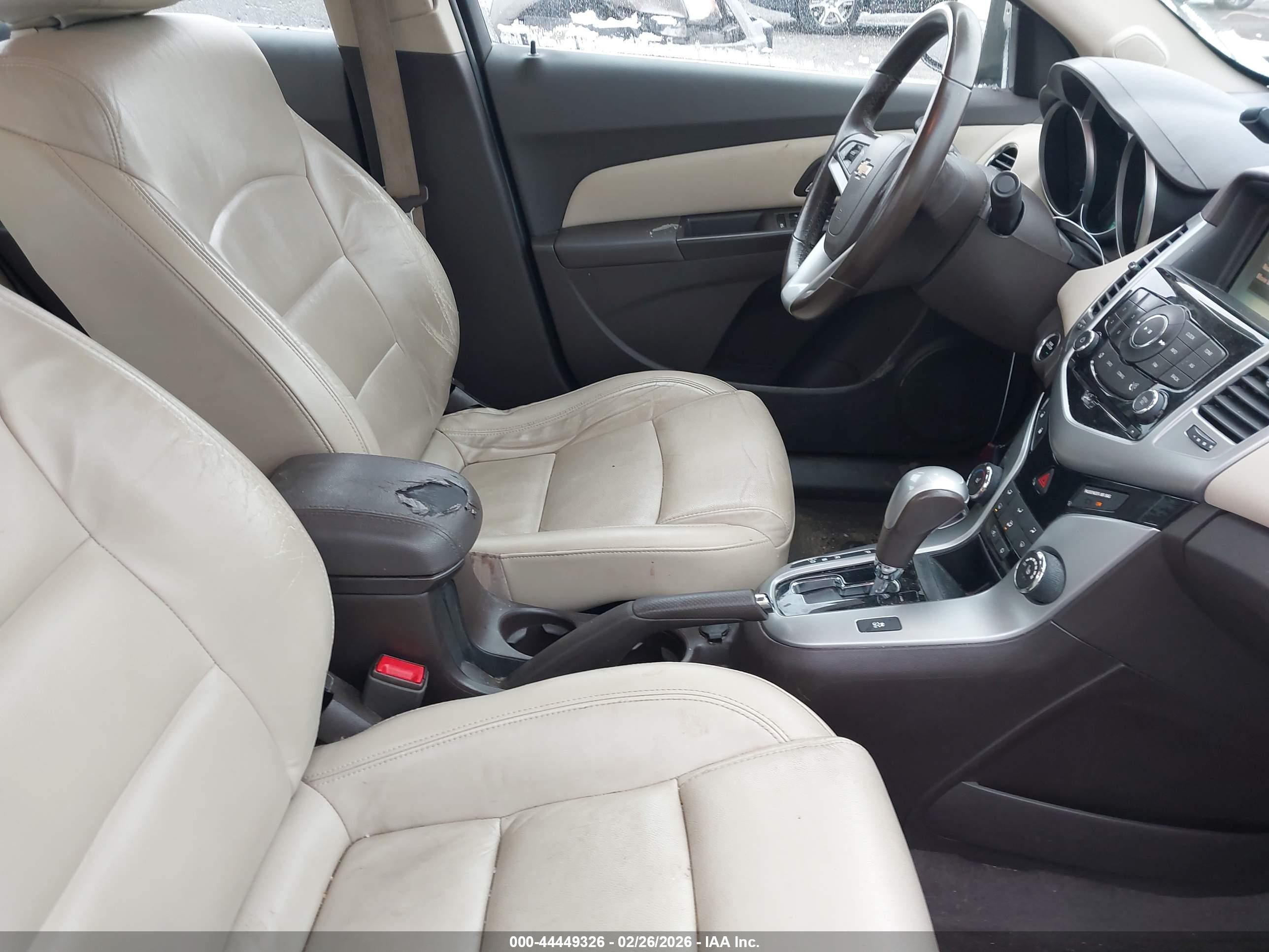 CHEVROLET CRUZE image 5