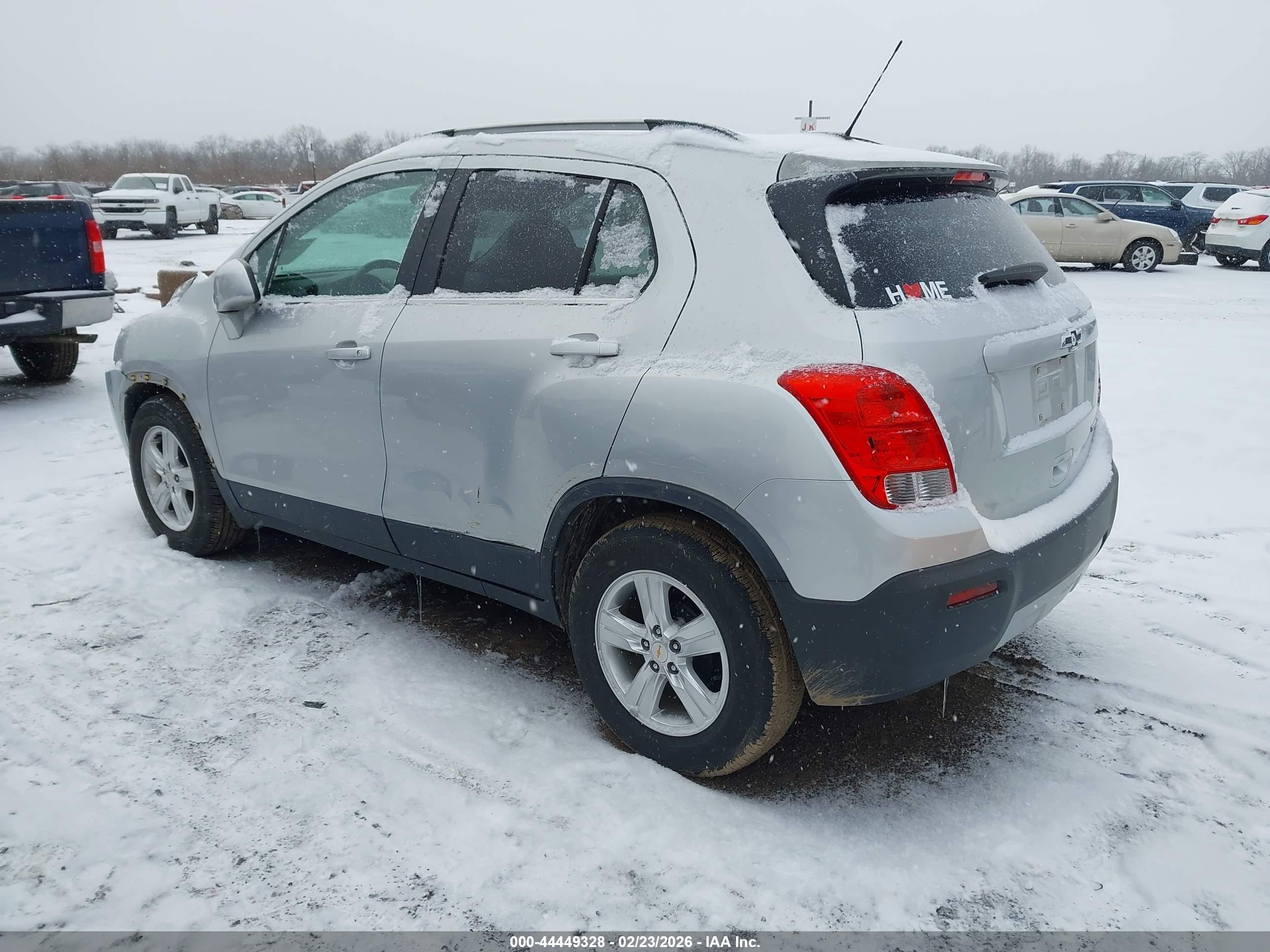 CHEVROLET TRAX image 3
