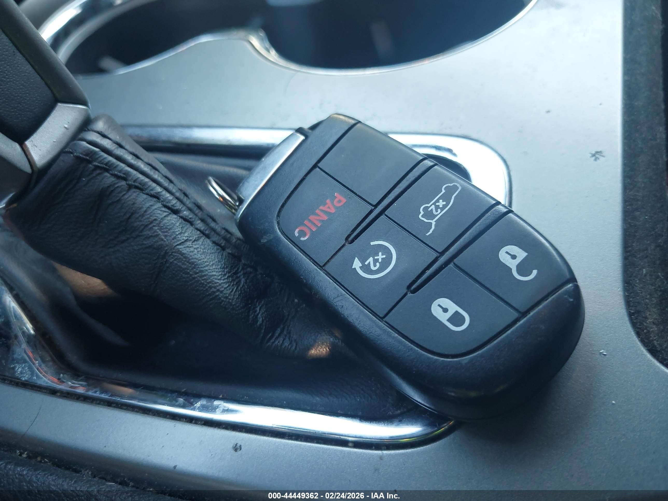 JEEP GRAND image 11