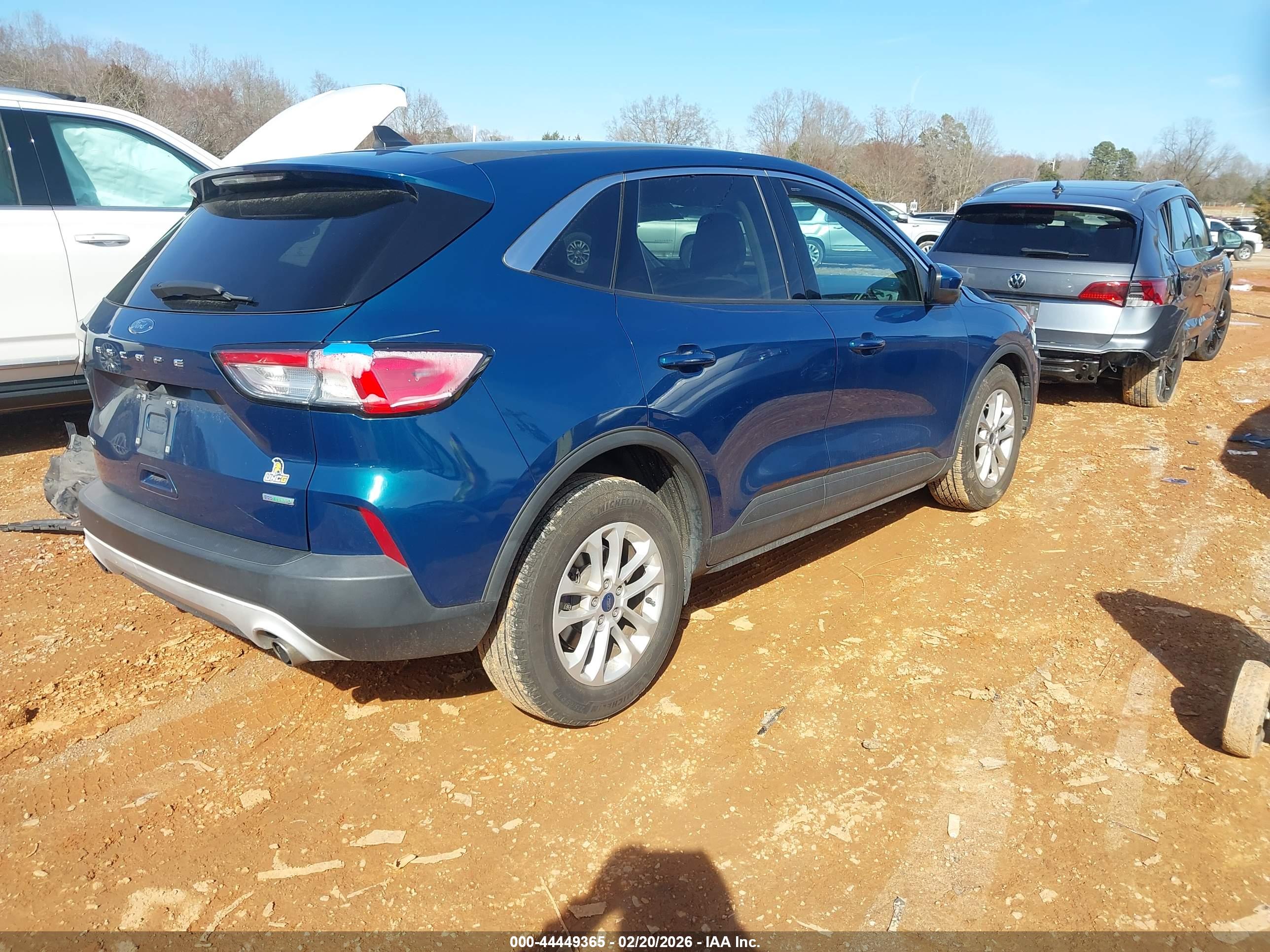 FORD ESCAPE image 4