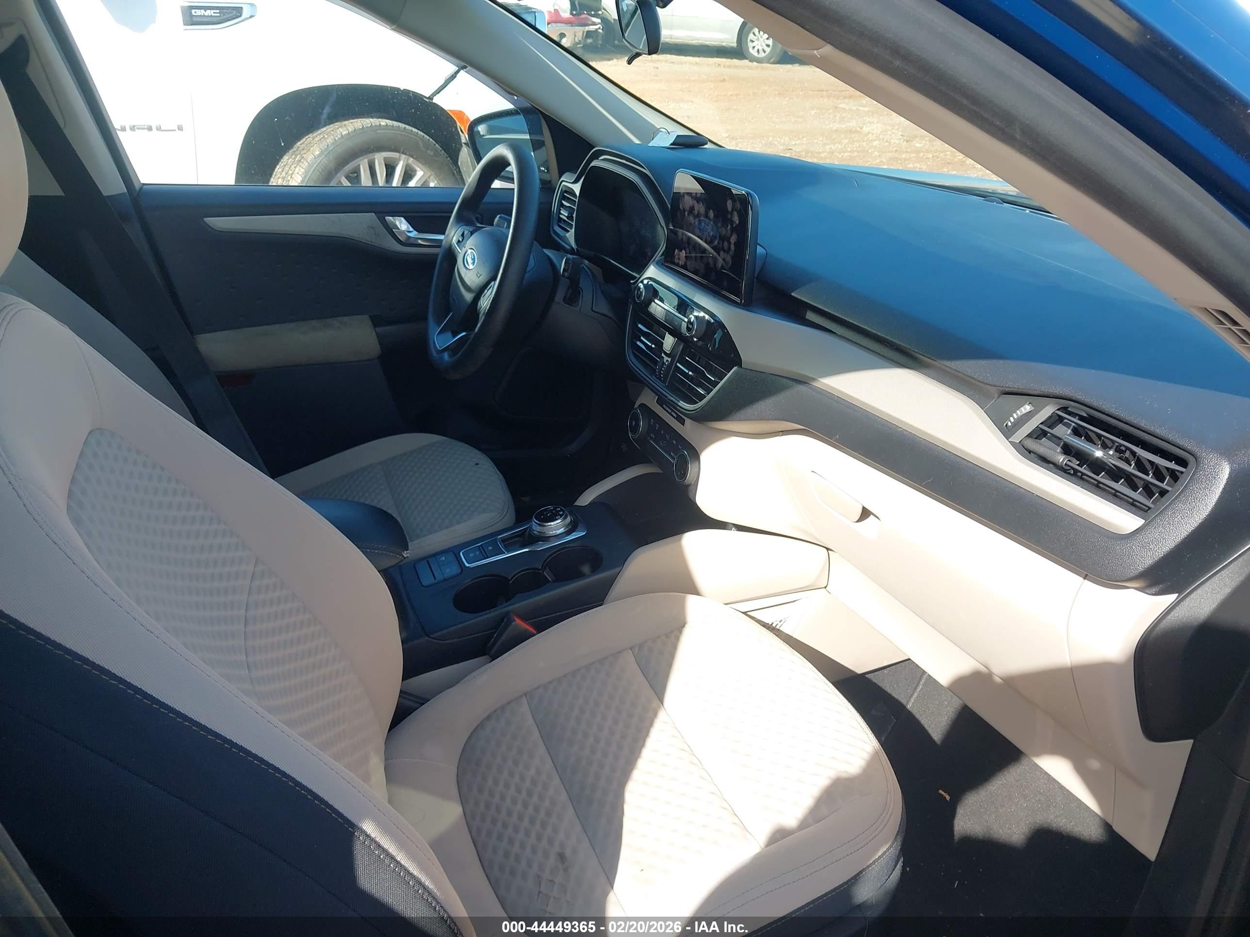 FORD ESCAPE image 5
